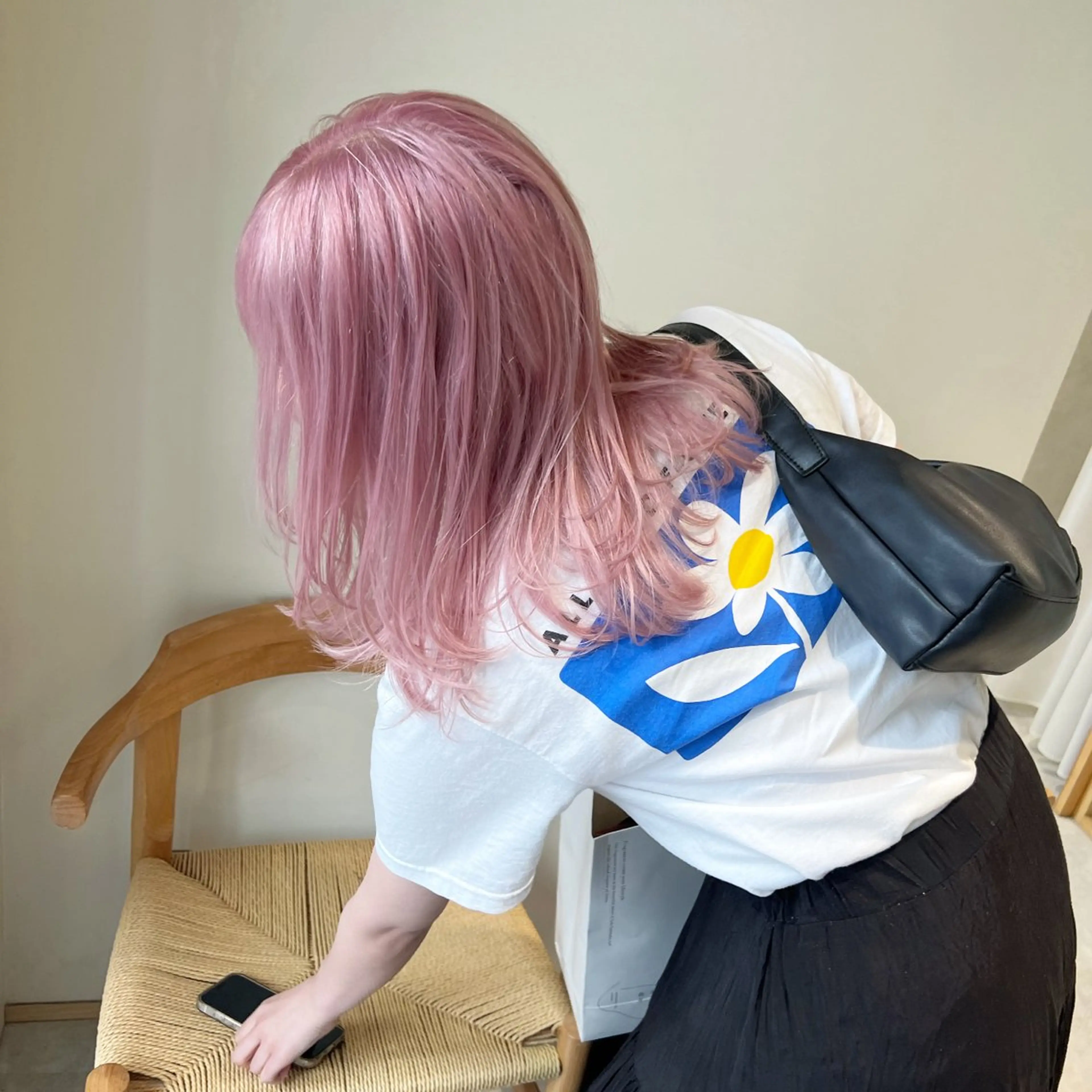 ミディアム カラー ブリーチ ケアブリーチ 透明感カラー ピンクカラー レイヤーカット/ボブ 韓国ヘア🪄REN.のヘアスタイル