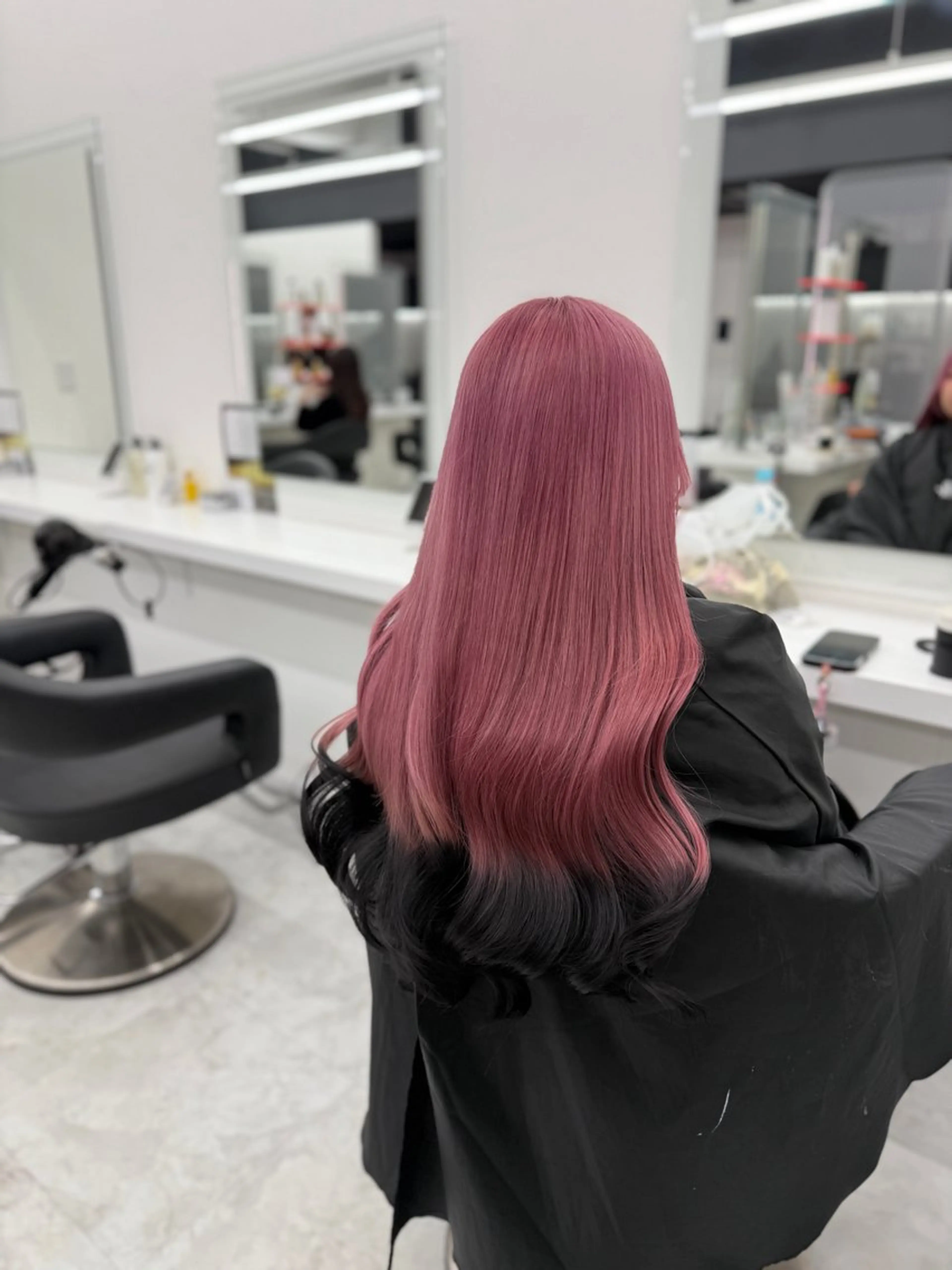 ロング カラー ヘアアレンジ 黒髪 グラデーションカラー ピンクカラー カット ヘアカラー トリートメント ヘッドスパ ヘアセット 🎀Girly艶髪カ ラー🎀Harukaのヘアスタイル