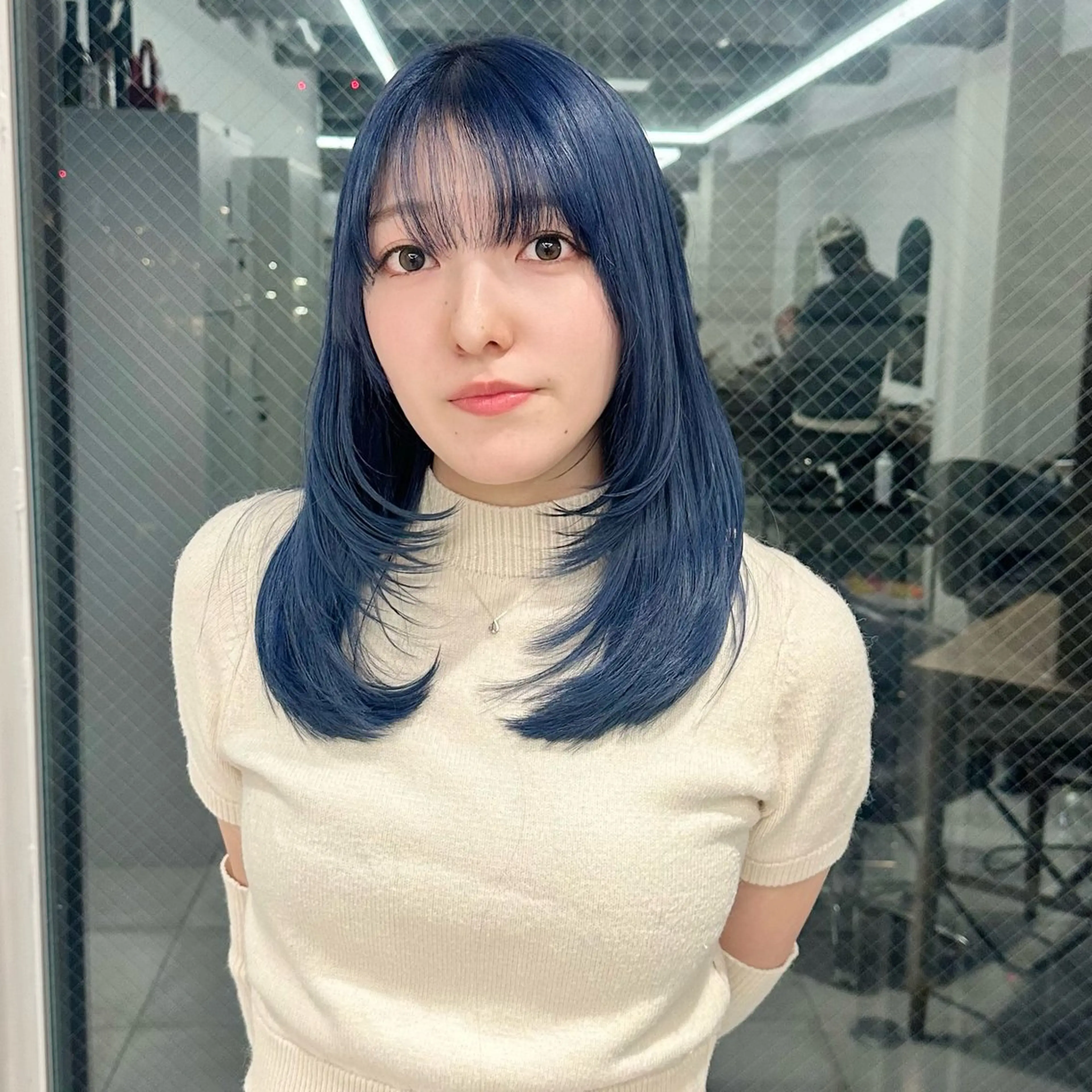 ミディアム カラー ブリーチなし/レイヤ ー特化🌈Tommyのヘアスタイル