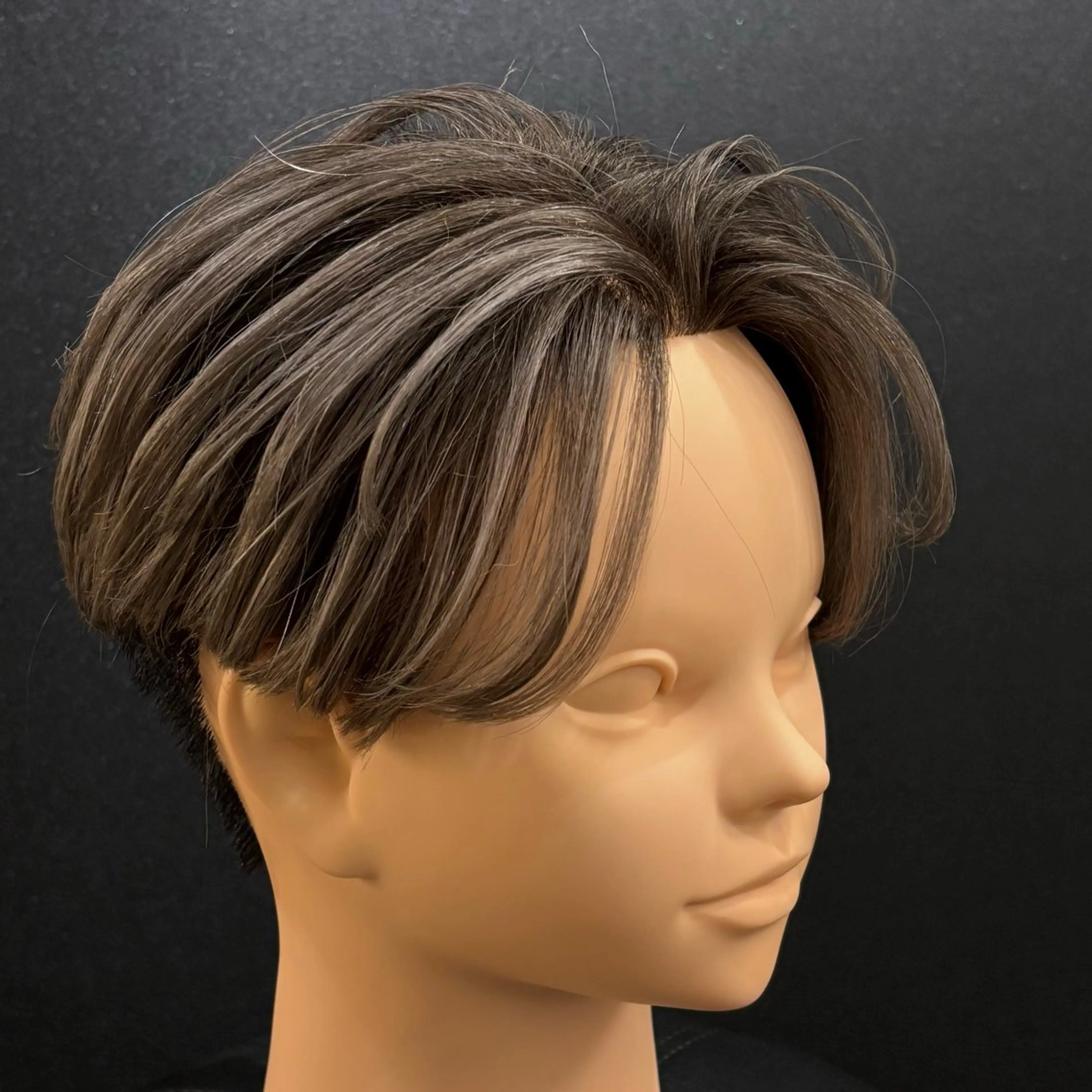 カラー メンズ メンズバレイヤージュ メンズブリーチ バレイヤージュ ベージュカラー ブリーチ カット ヘアカラー メンズ特化カットパー マカラー坂田柊のヘアスタイル