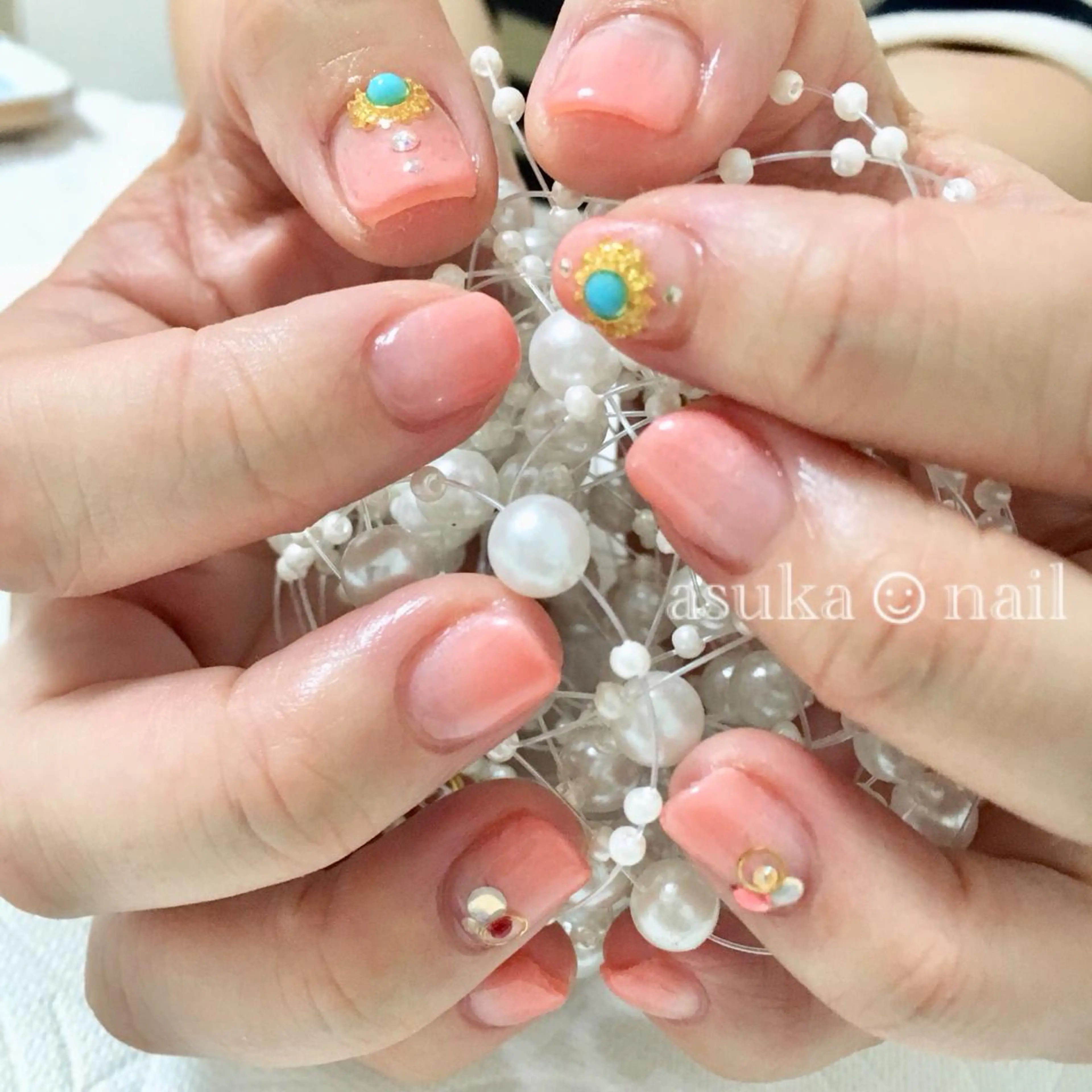 ネイル ストーンネイル ハンドネイル La Colzaのネイルデザイン