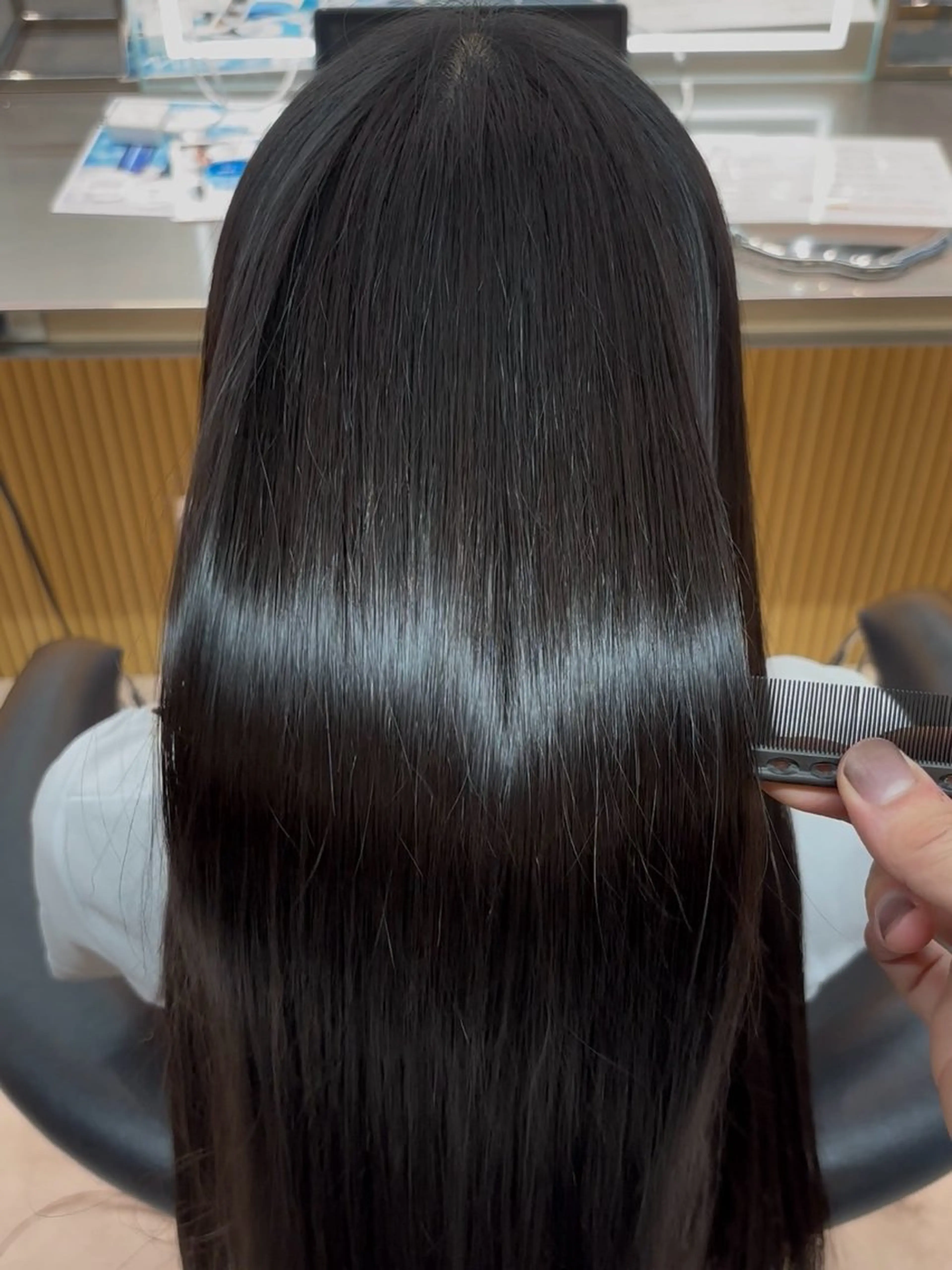 セミロング パーマ レイヤーカット 縮毛矯正 カット 縮毛矯正 トリートメント 【美髪矯正】 吉村　清志のヘアスタイル