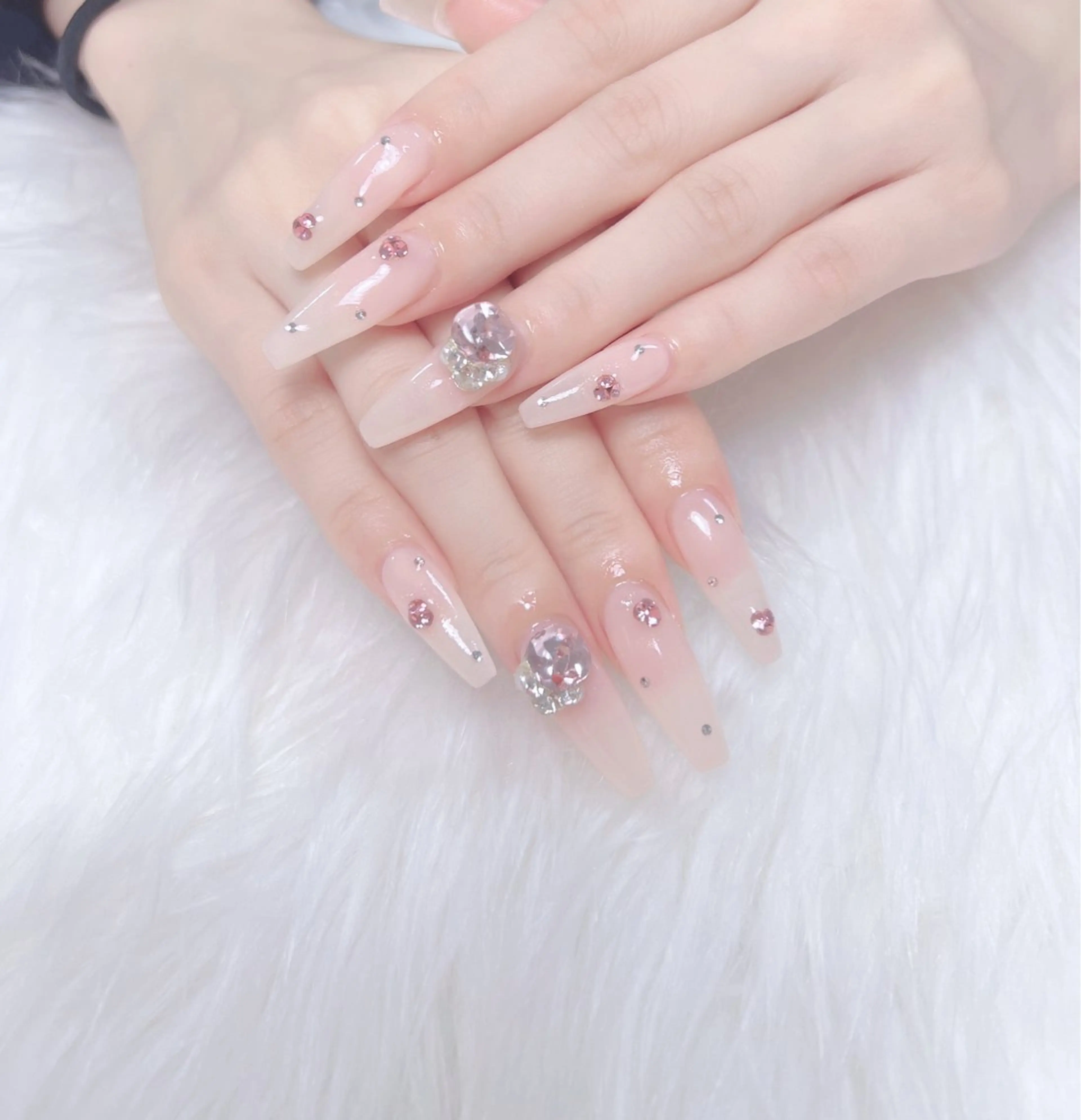 ネイル ハンドネイル uuネイルサロン所属・uu ネイルサロン関内🌼のネイルデザイン