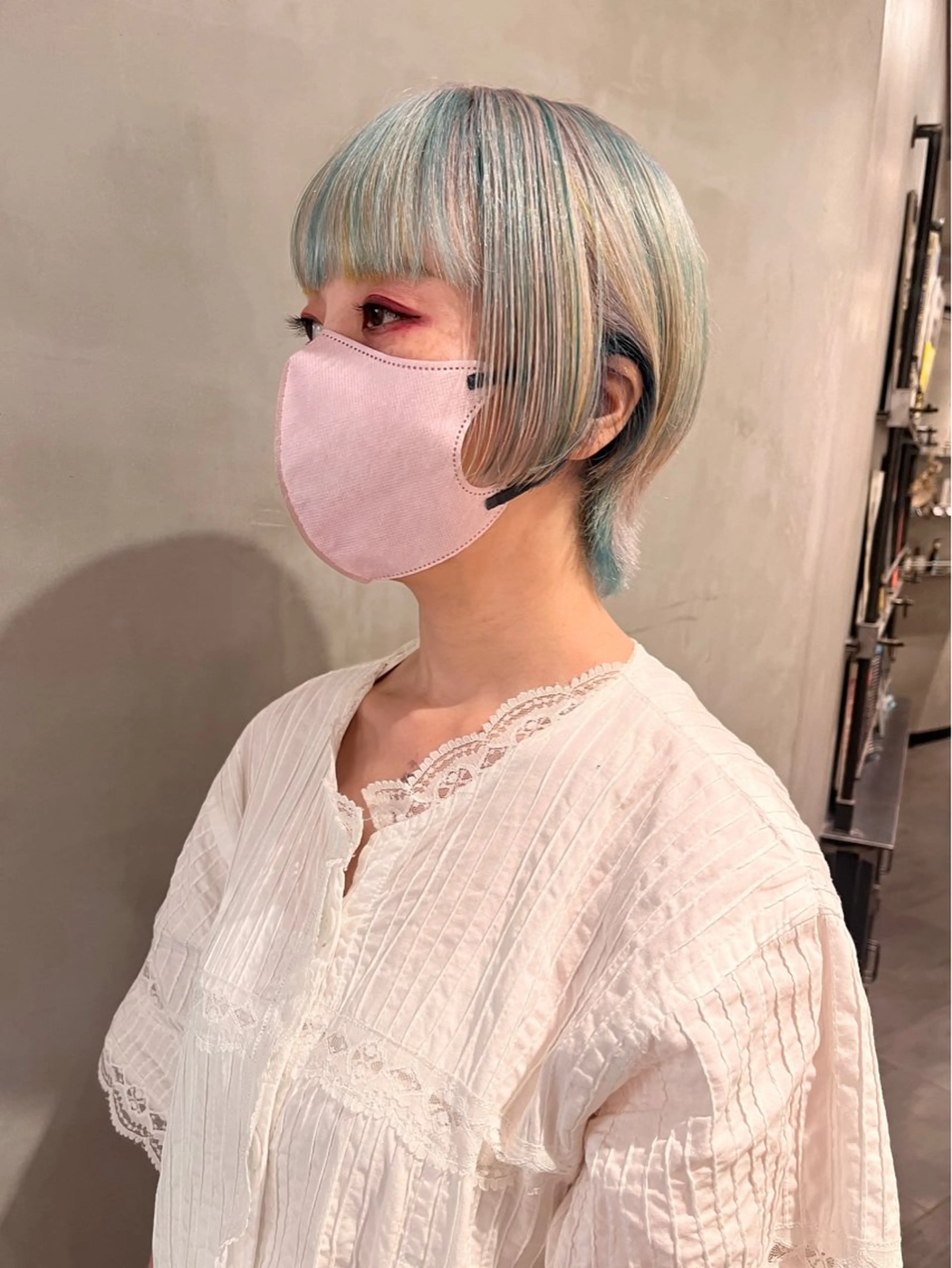 ショート カラー ベージュカラー ブルーカラー ミント ホワイトベージュ イエローカラー カット ヘアカラー トリートメント 顔まわり/暖色 可愛い特化🎀ゆうなのヘアスタイル