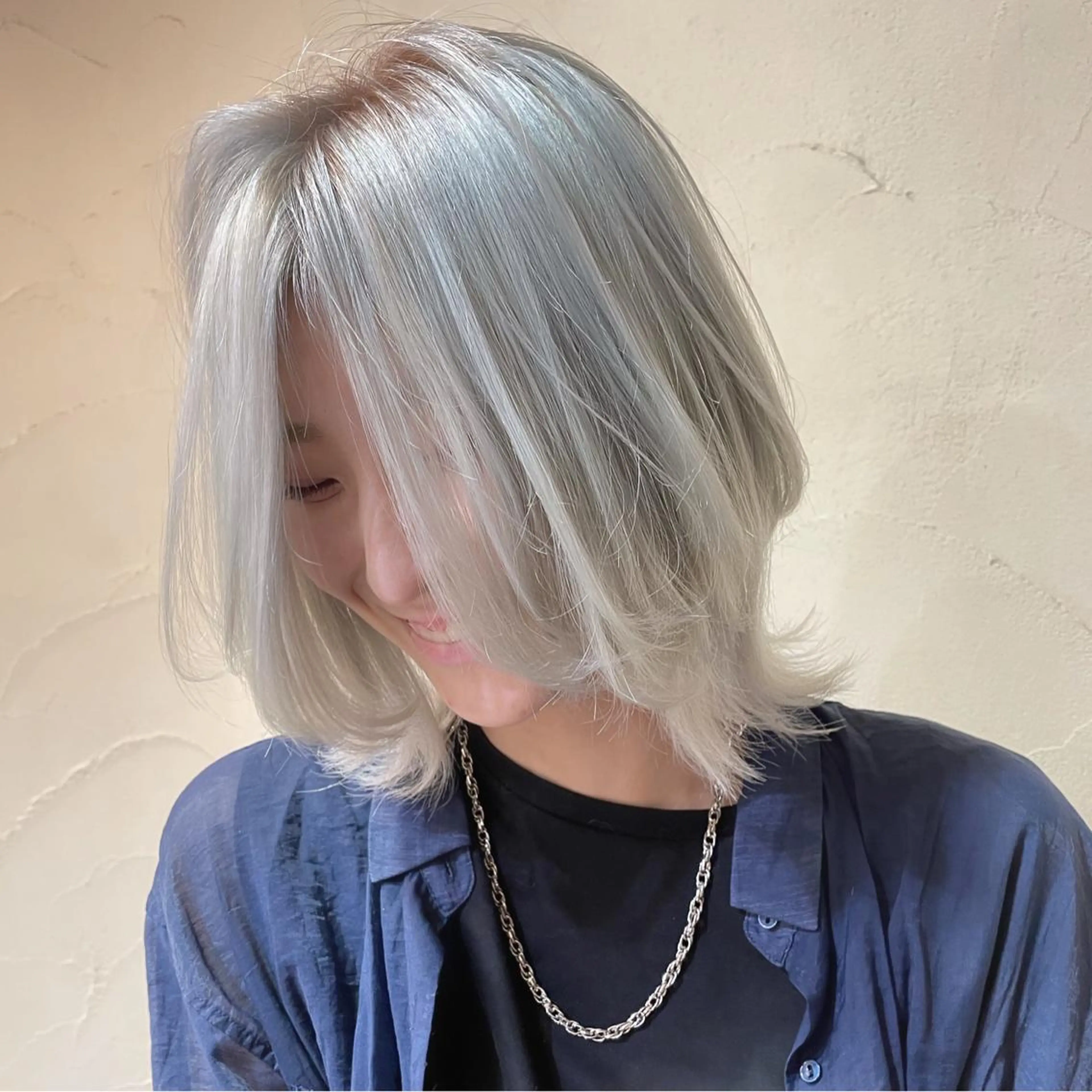 【最上級外国人風カラー美髪化メニュー】ケアブリーチ+ダメージカットカラー+TOKIOトリートメント ￥20000の写真