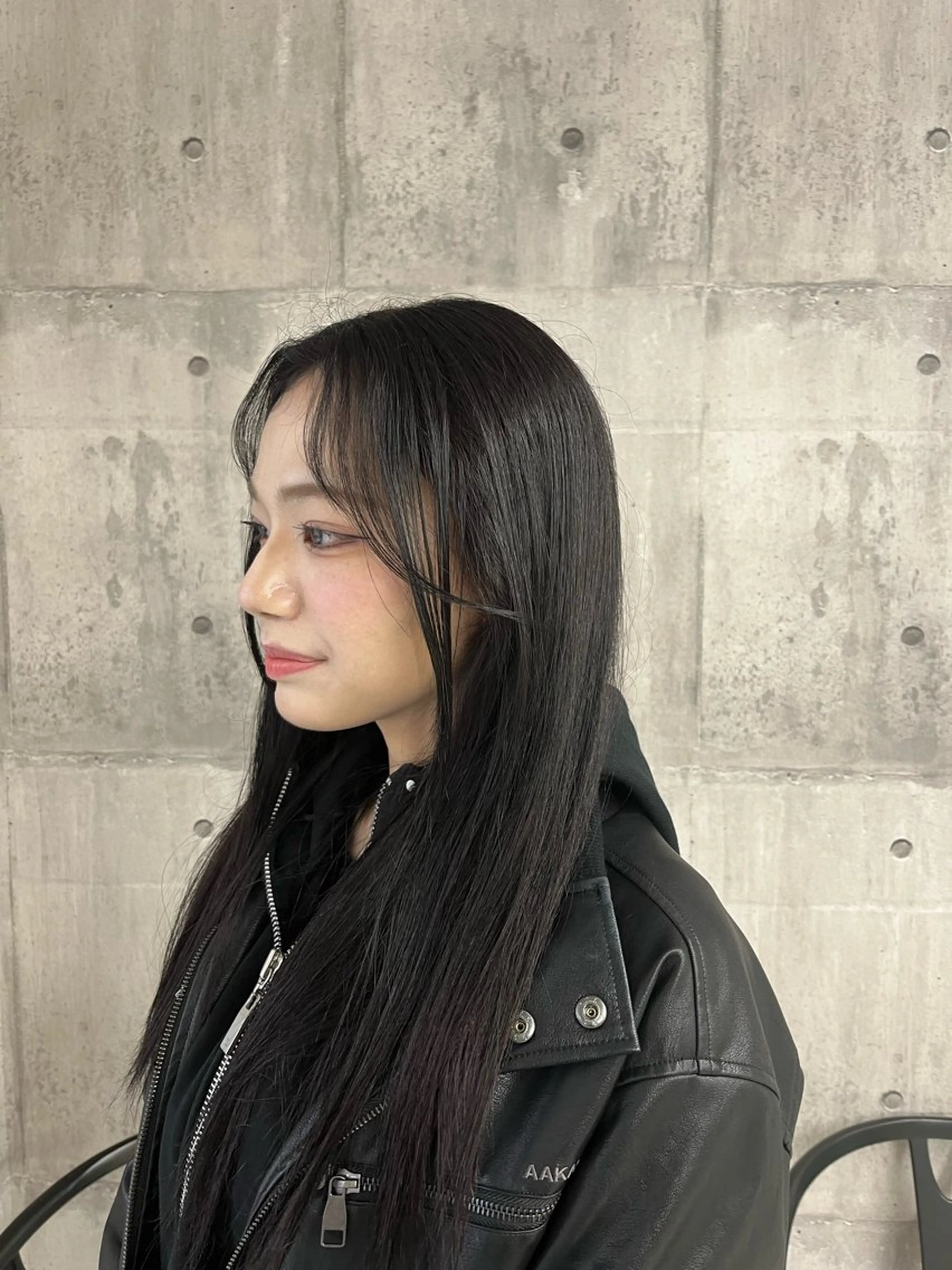 ロング カラー 山田 望生のヘアスタイル