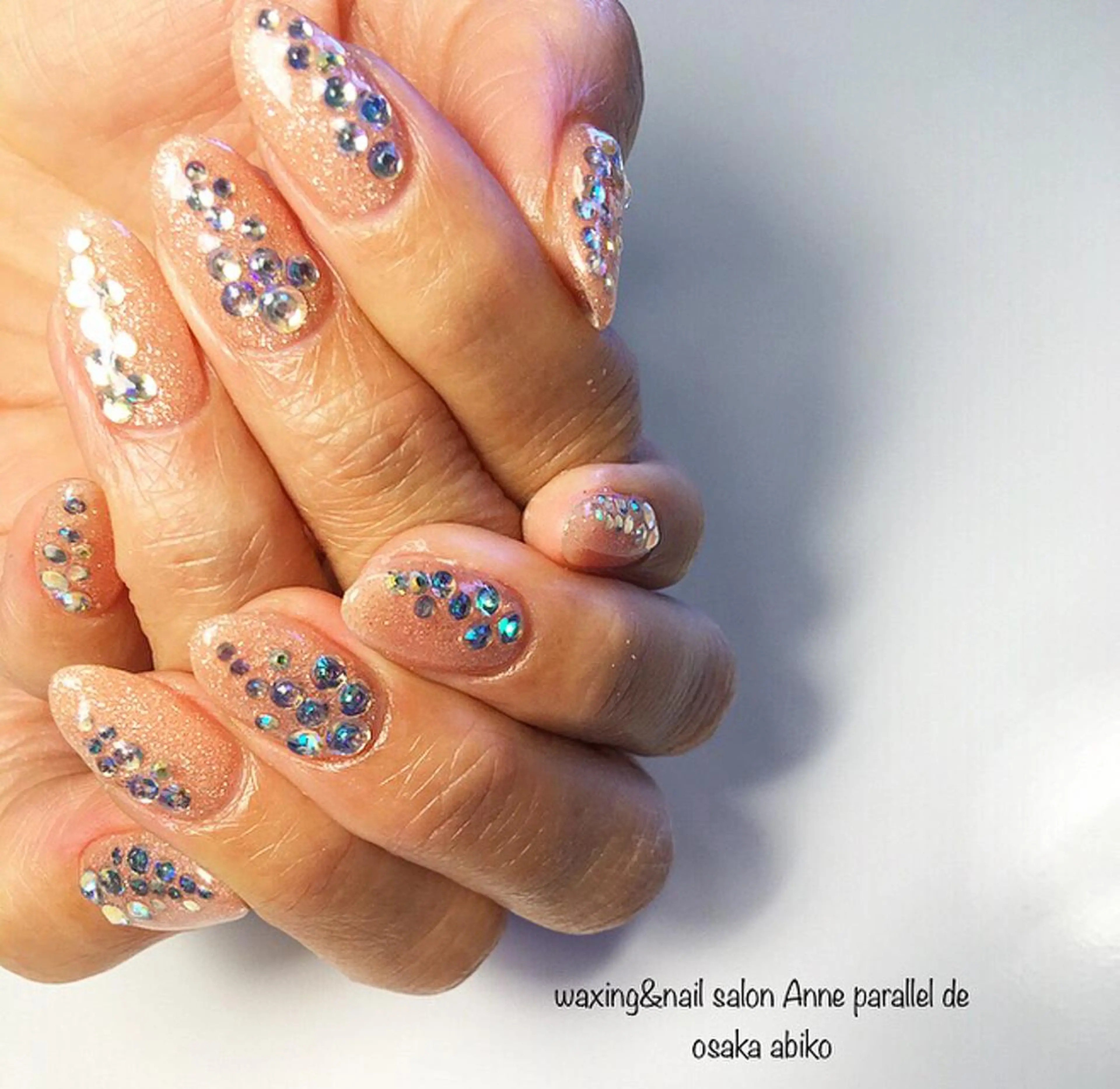 ネイル オーロラネイル 中村 翠のネイルデザイン