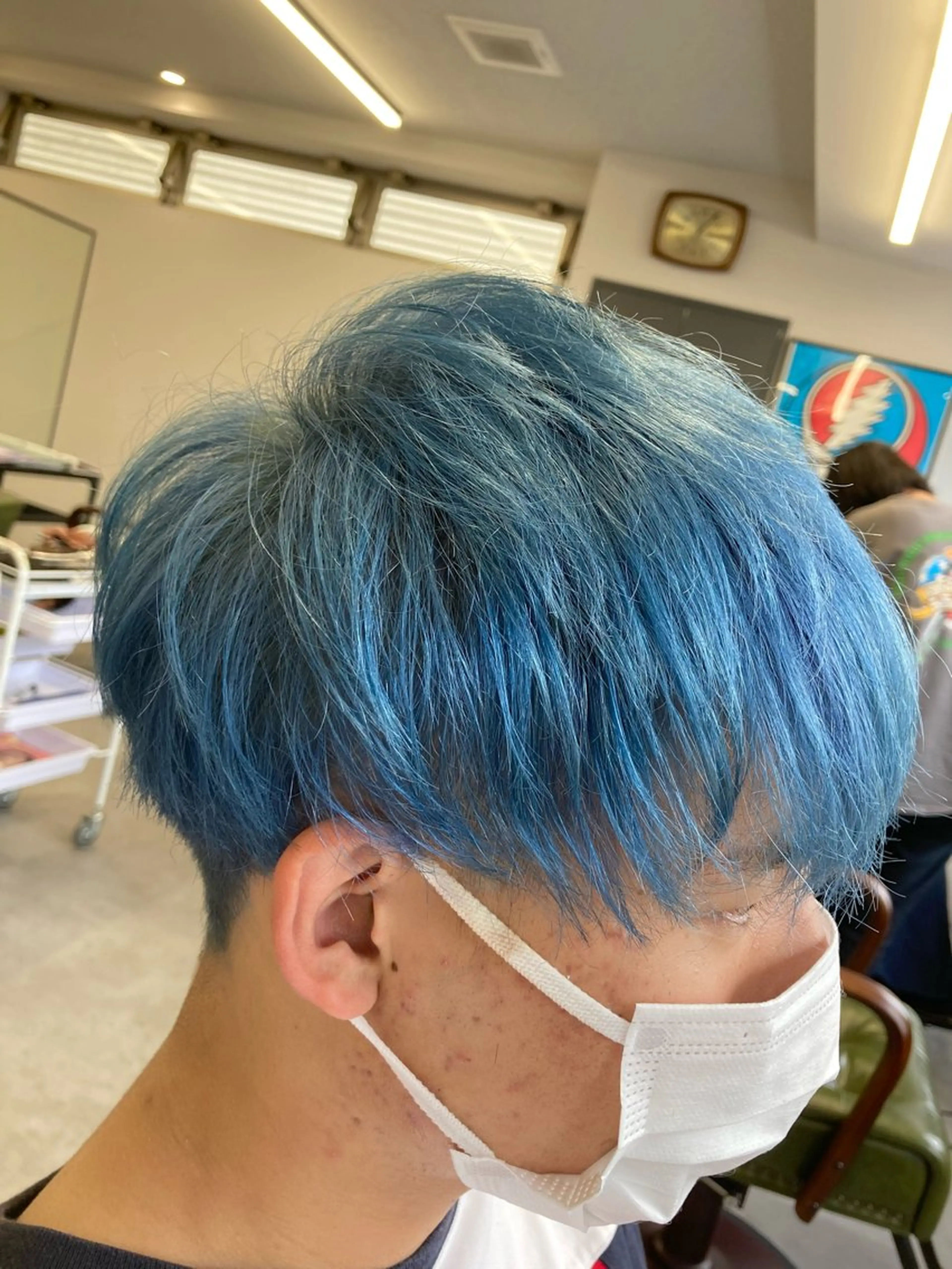 カラー メンズ ブルーカラー カット ヘアカラー SHAFT Ieiriのヘアスタイル