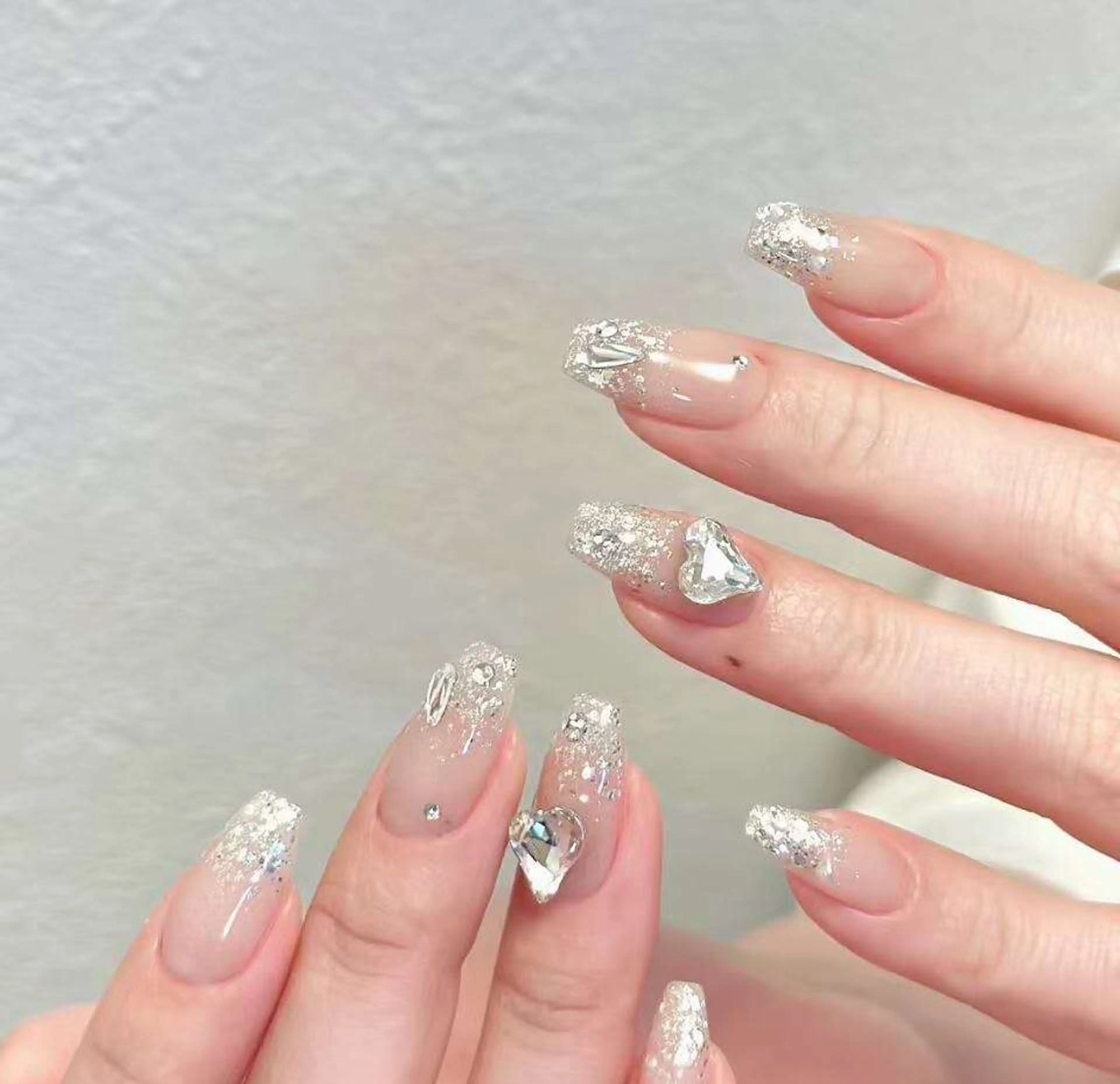 ネイル フラワーネイル フレンチネイル ジェルネイル ガラスフレンチ ハート ハンドネイル BabyYouMi nailのネイルデザイン