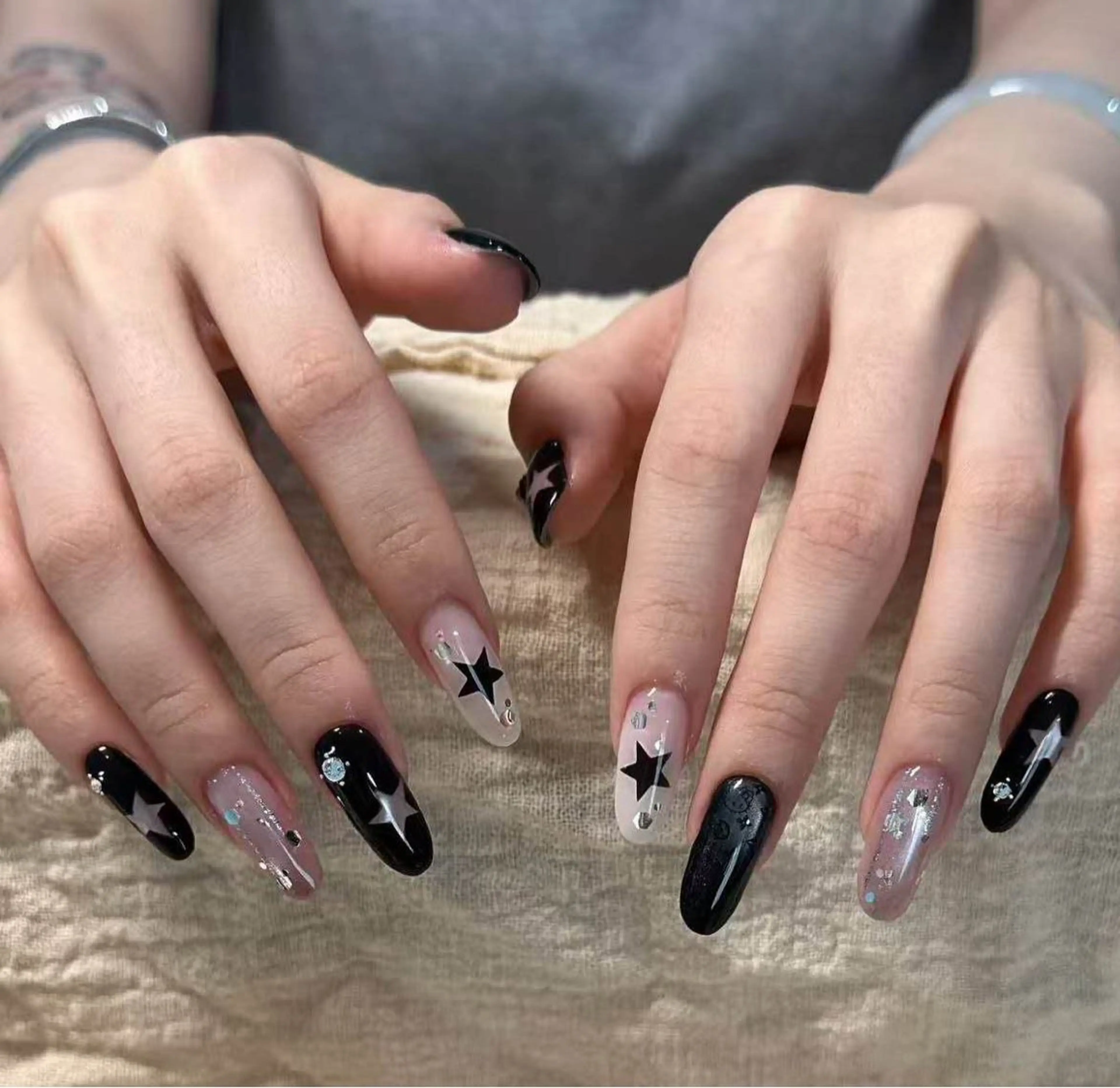 ネイル オーロラネイル フラワーネイル フットネイル フレンチネイル ジェルネイル ハンドネイル BabyYouMi ねねのネイルデザイン