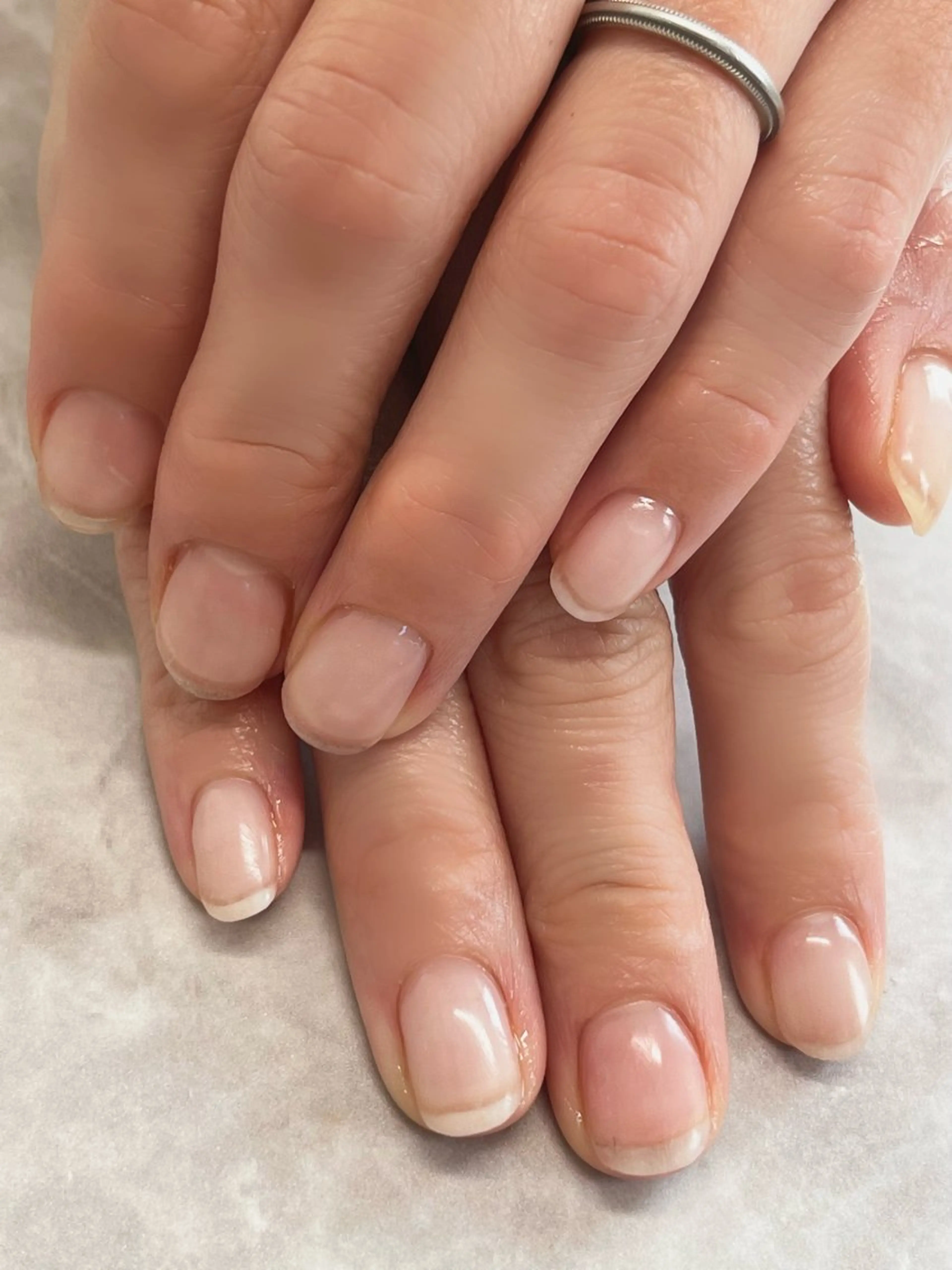 ネイル クリアネイル ワンカラーネイル ハンドネイル Nailsalon C.U.Eのネイルデザイン