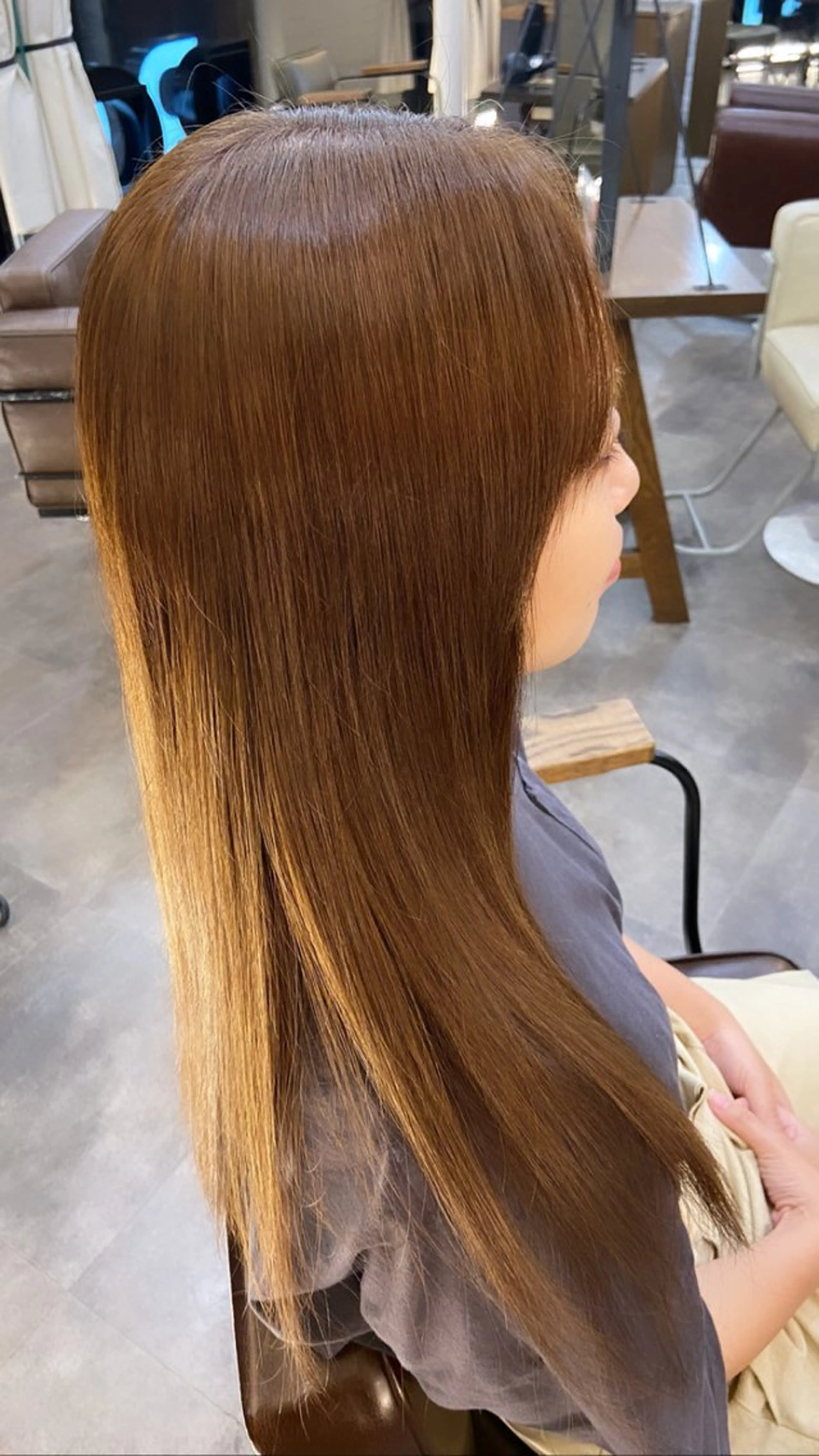 ロング カラー ベージュカラー モカベージュ トリートメント 艶髪矯正|ダイオウ シュナのヘアスタイル