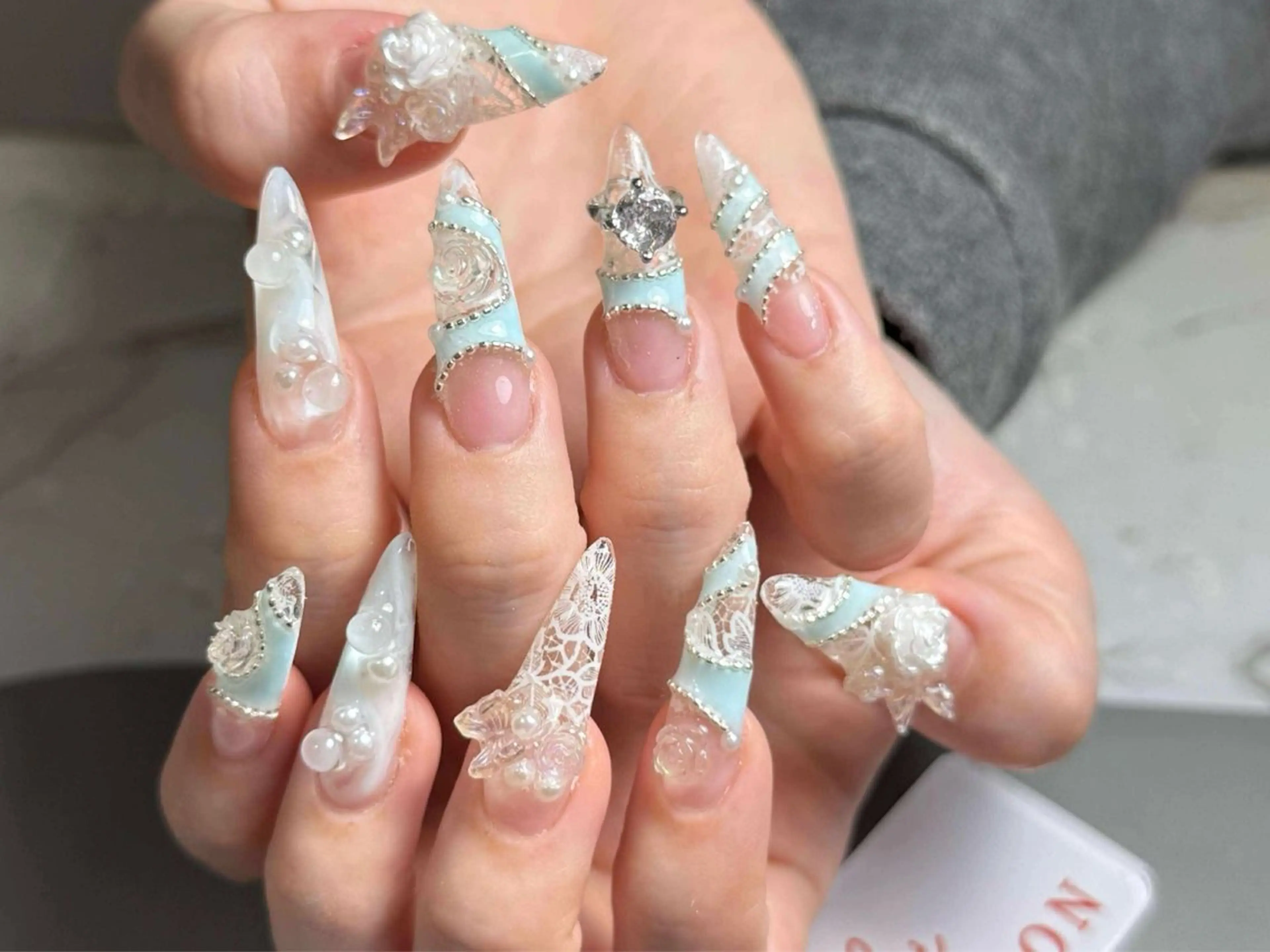 ネイル アートネイル フレンチネイル ジェルネイル グラデーション 韓国ネイル ハンドネイル ハンドケア さくら💮💮 【オフ無料】のネイルデザイン