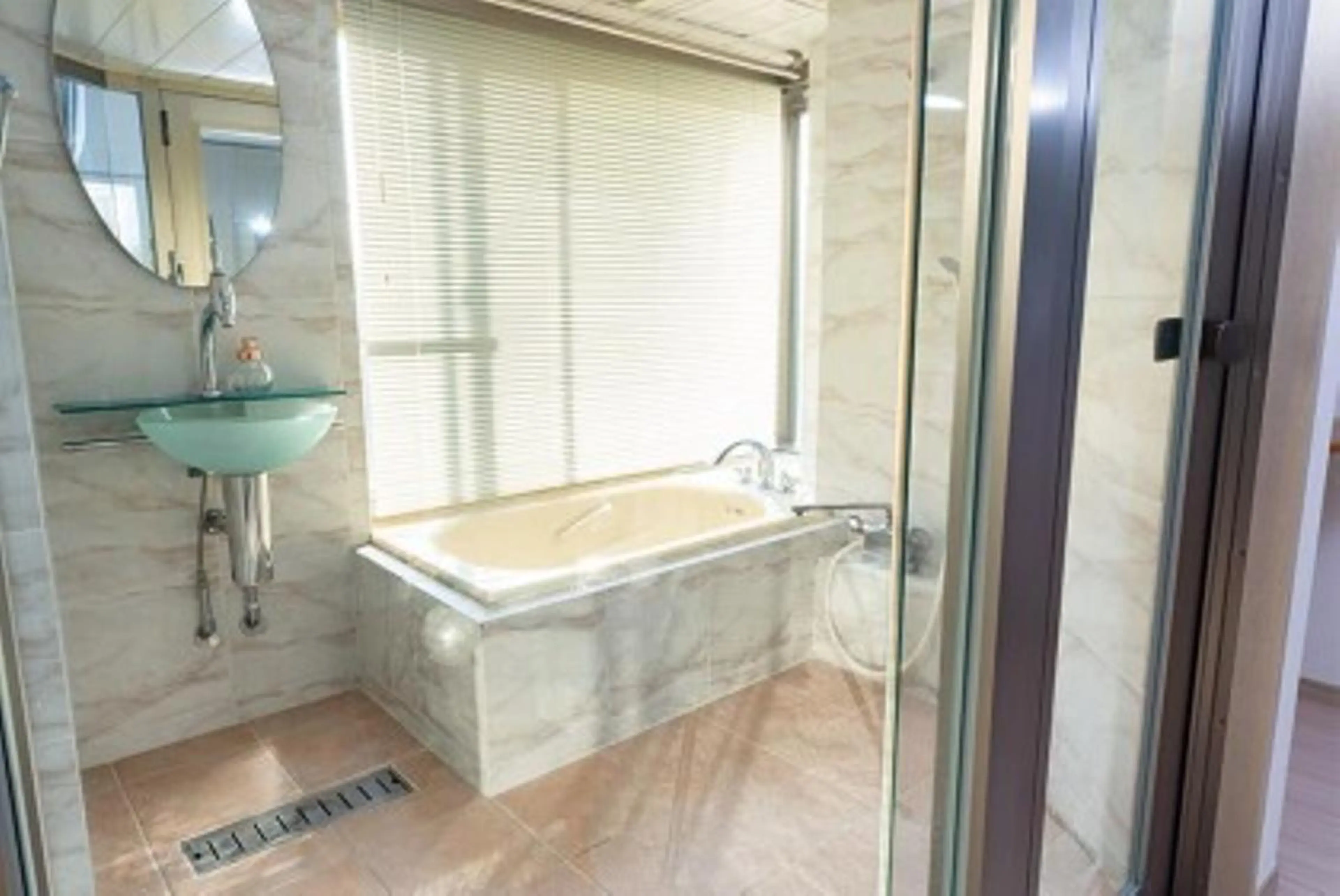 美肌脱毛&光フェイ シャル🌸CLEVYのエステ・リラクイメージ