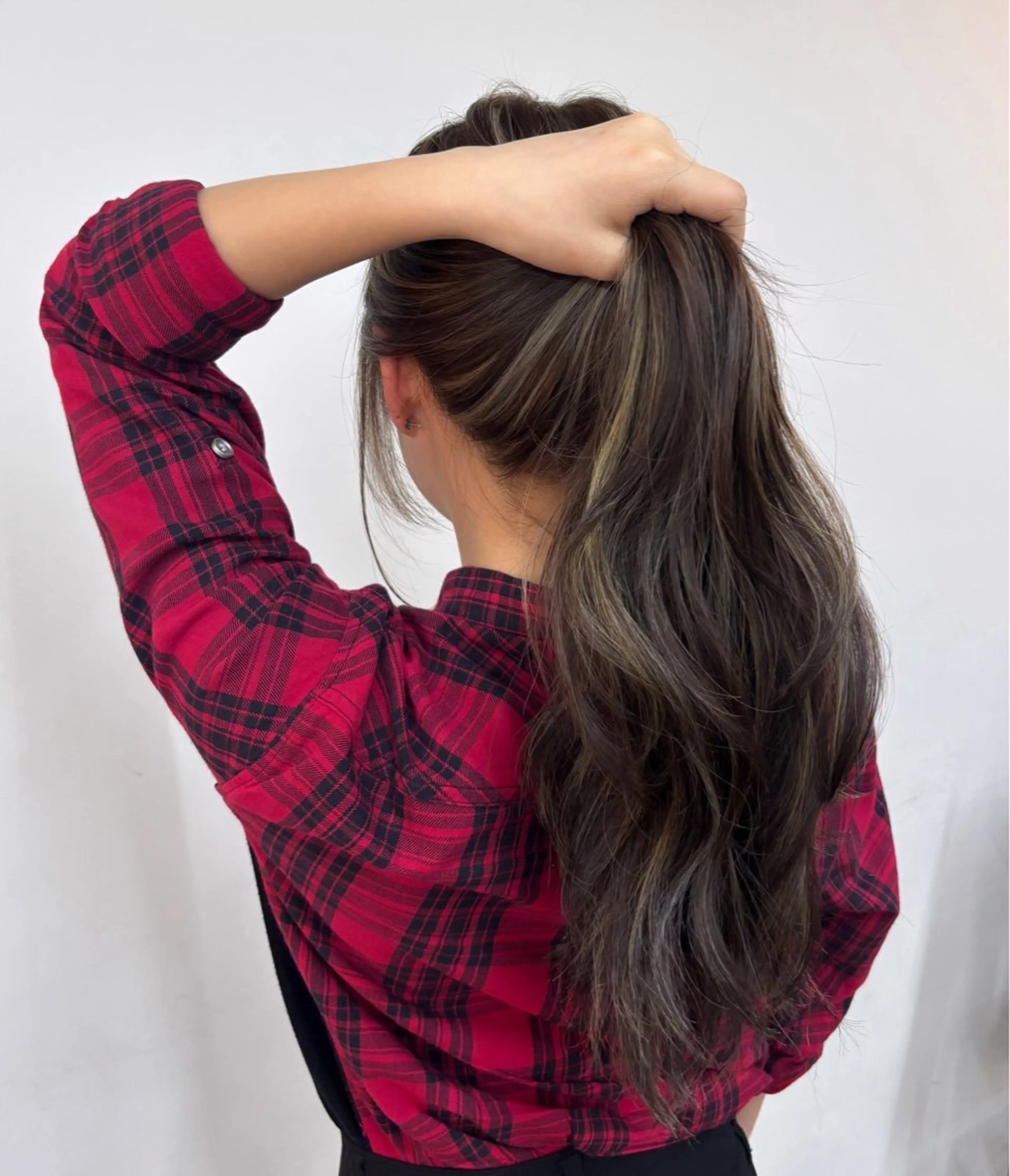 ロング カラー ナナ/大阪心斎橋/ レイヤーカットのヘアスタイル