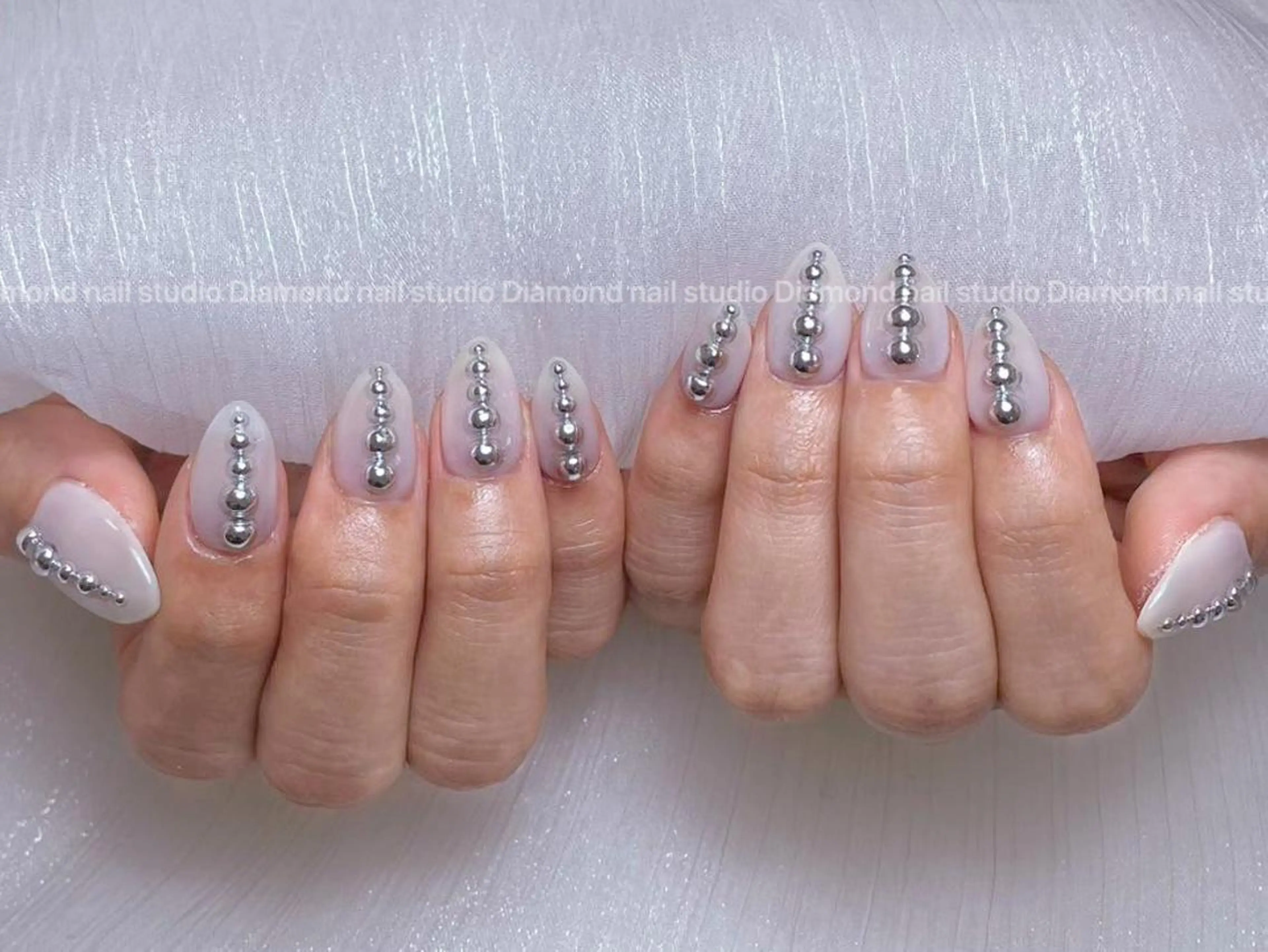 ネイル アートネイル オーロラネイル ガーリー キラキラネイル 韓国ネイル DIAMOND NailStudioのネイルデザイン