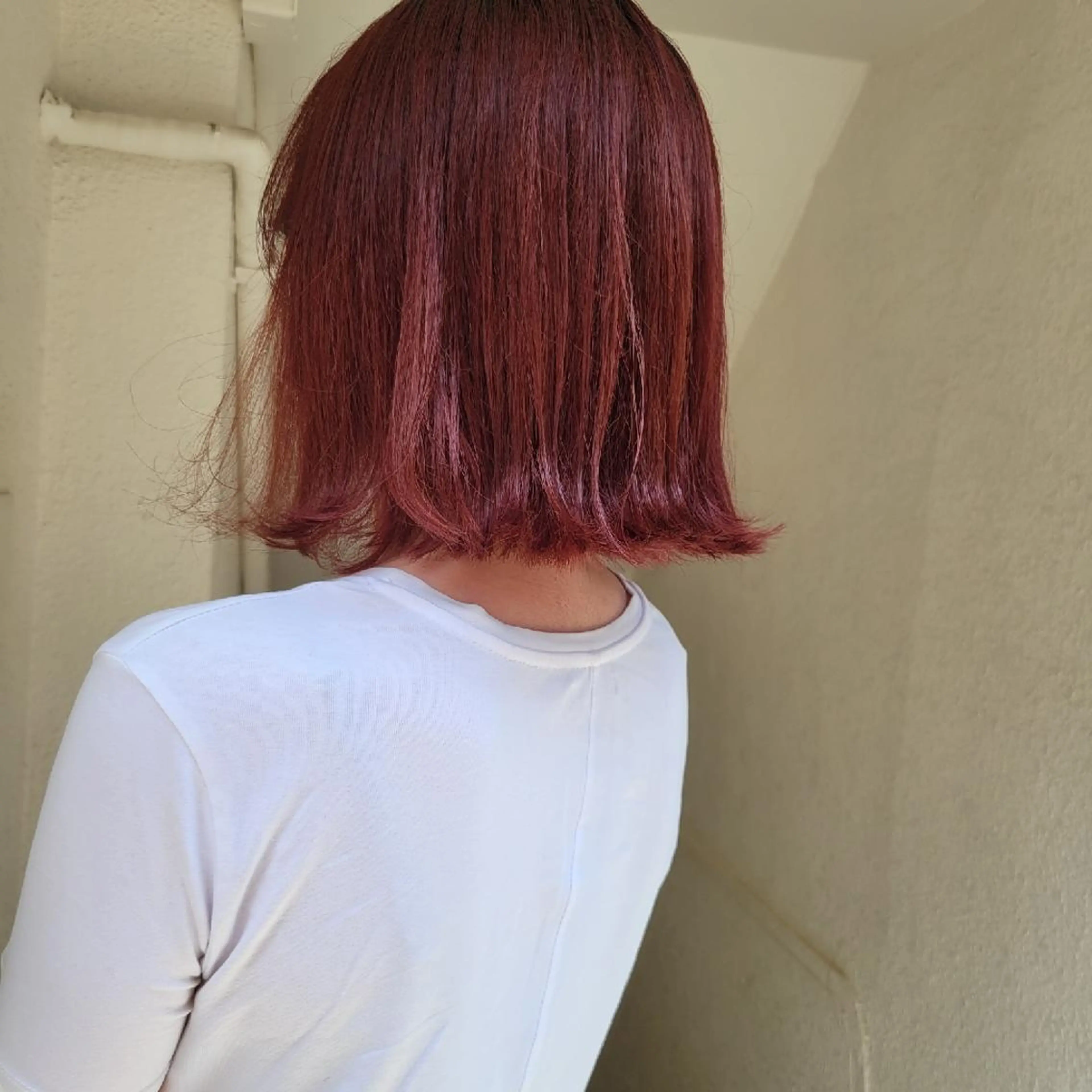 ミディアム 切りっぱなしボブ ボブ カット ヘアカラー トリートメント 🇰🇷透明感×ハイ トーン🌟tomoのヘアスタイル