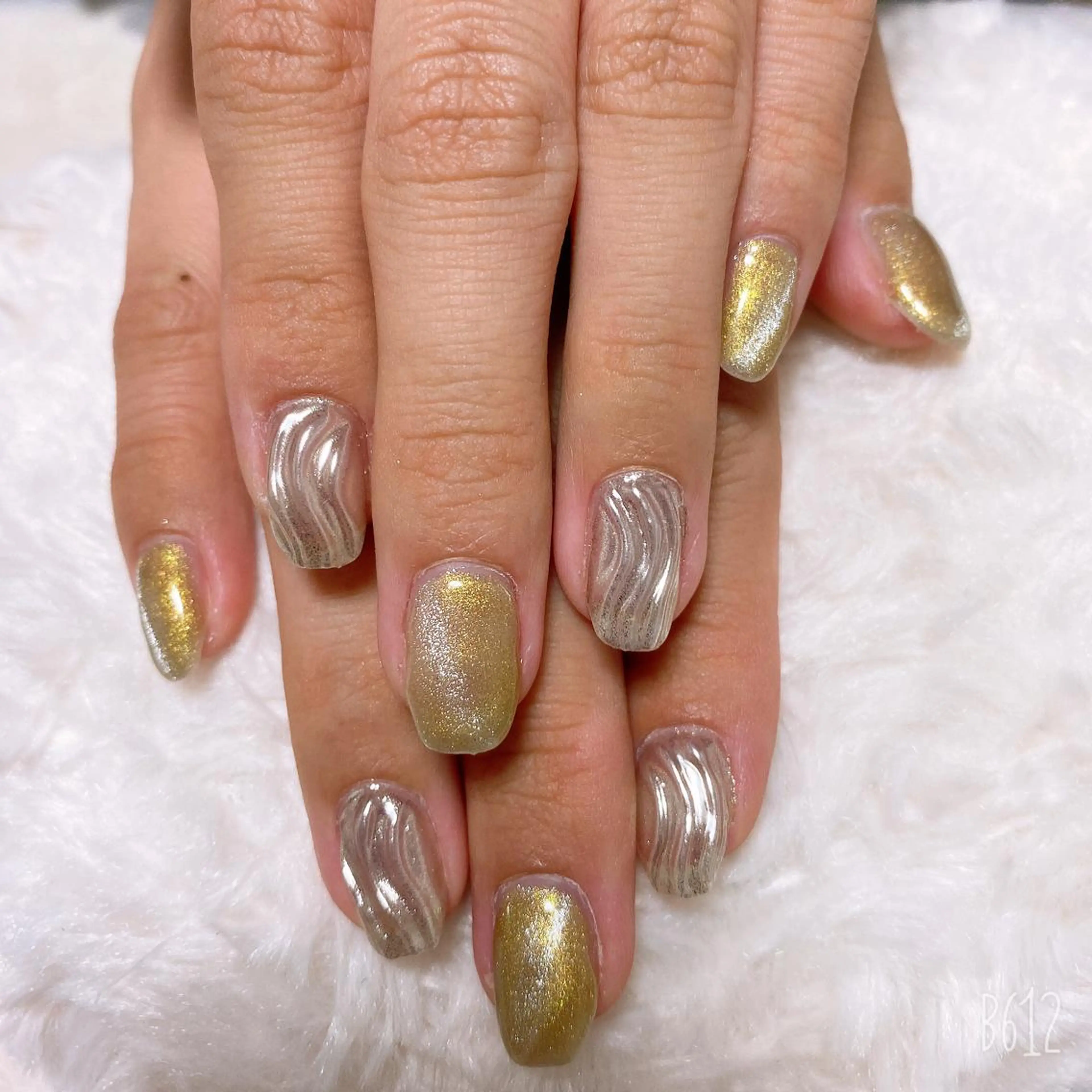 ネイル The Best Beauty受付担当のヘアスタイル