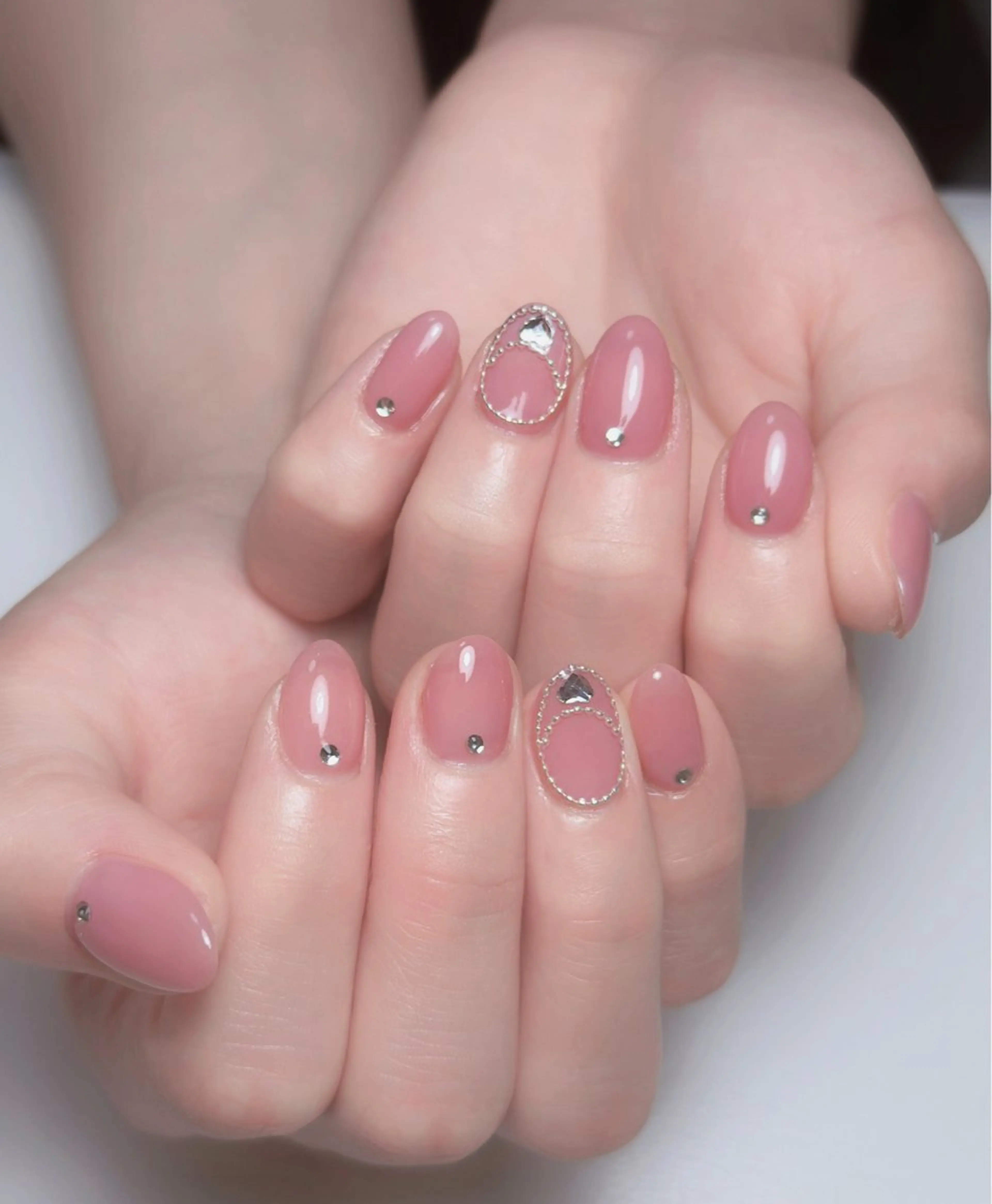 ネイル オーロラネイル 長さ出し フットネイル ラメ(グリッター) ラメグラデーション ハンドネイル 👍thumbs up nail👍のネイルデザイン