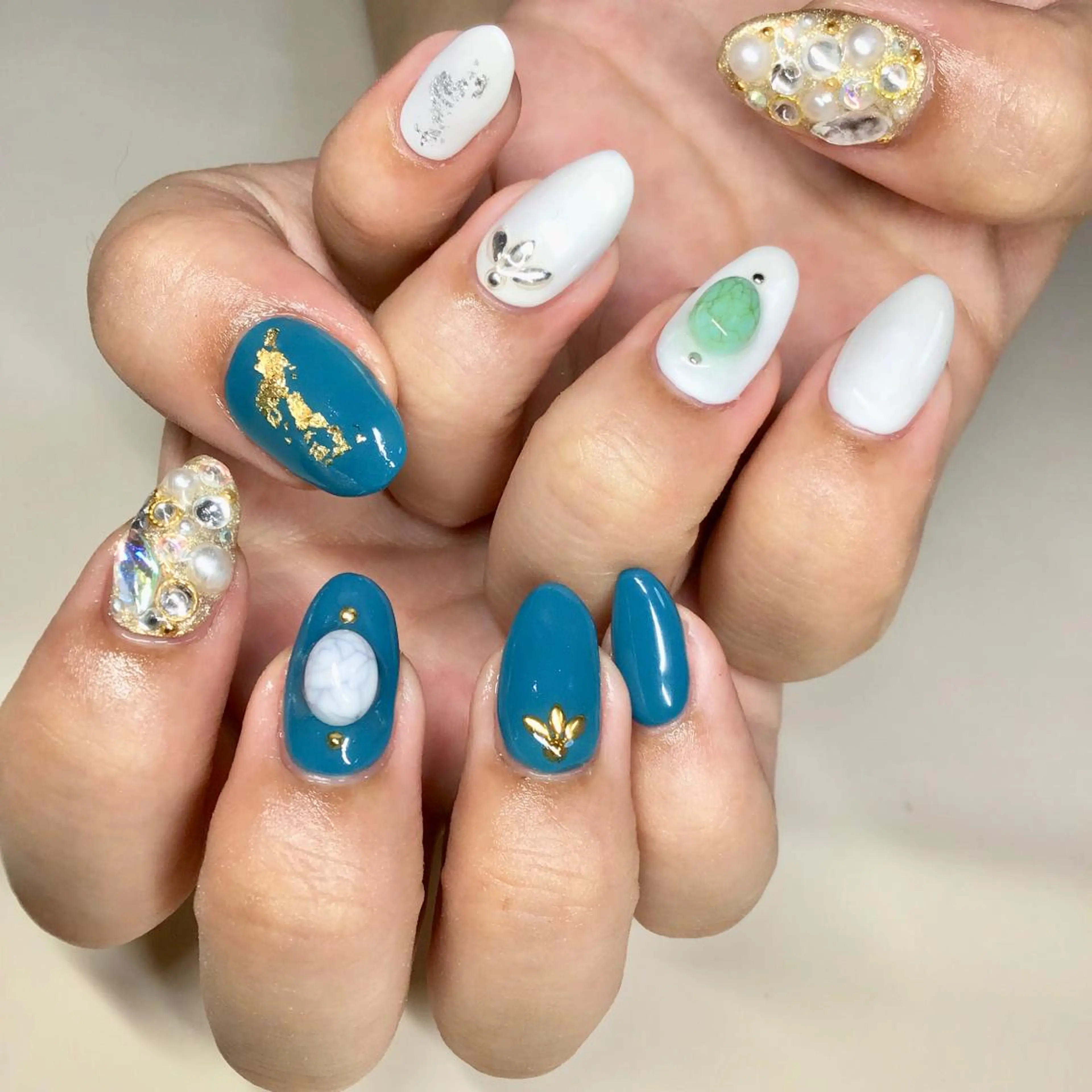 ロング ネイル マツエク・マツパ 福田 加奈のネイルデザイン