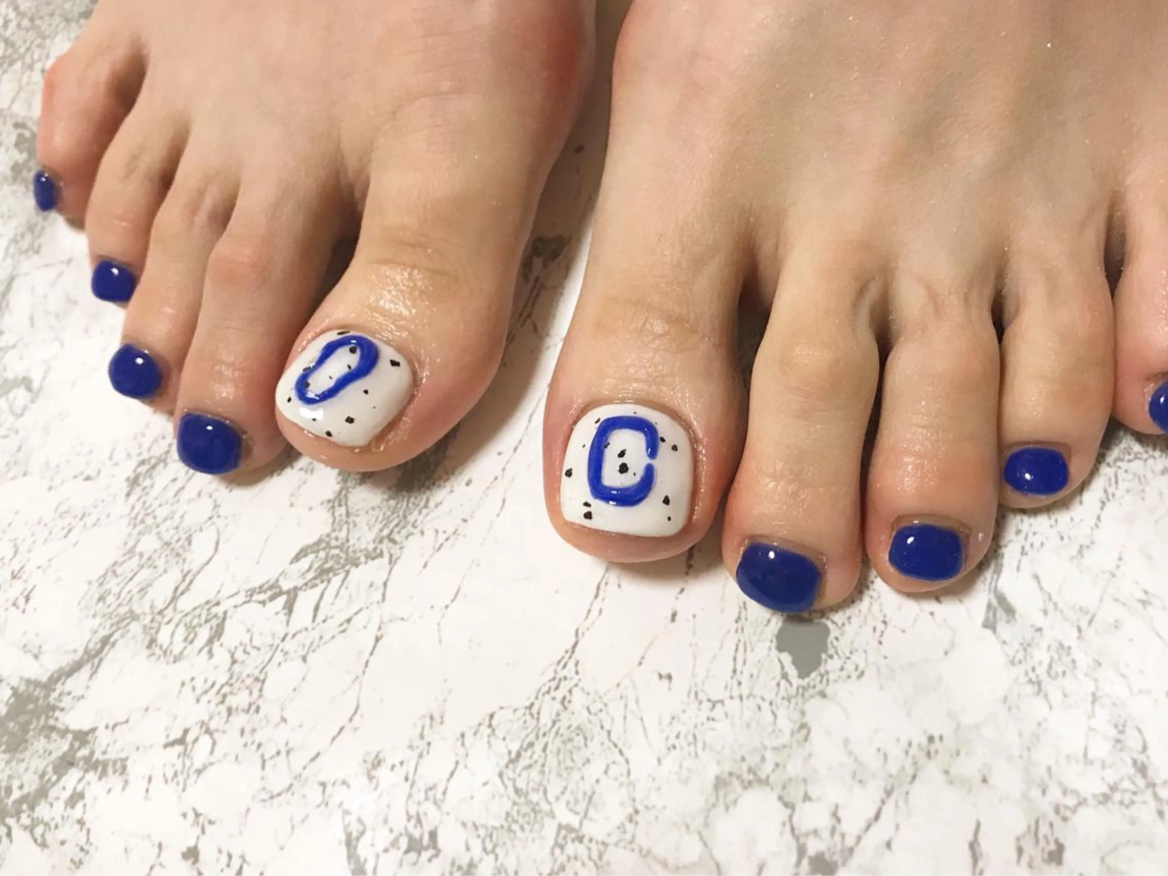 ネイル ブルー フットネイル ニュアンスネイル シンプルネイル 春ネイル フットネイル ネイル フフラ所属・nail fufla ♡yamane♡のネイルデザイン