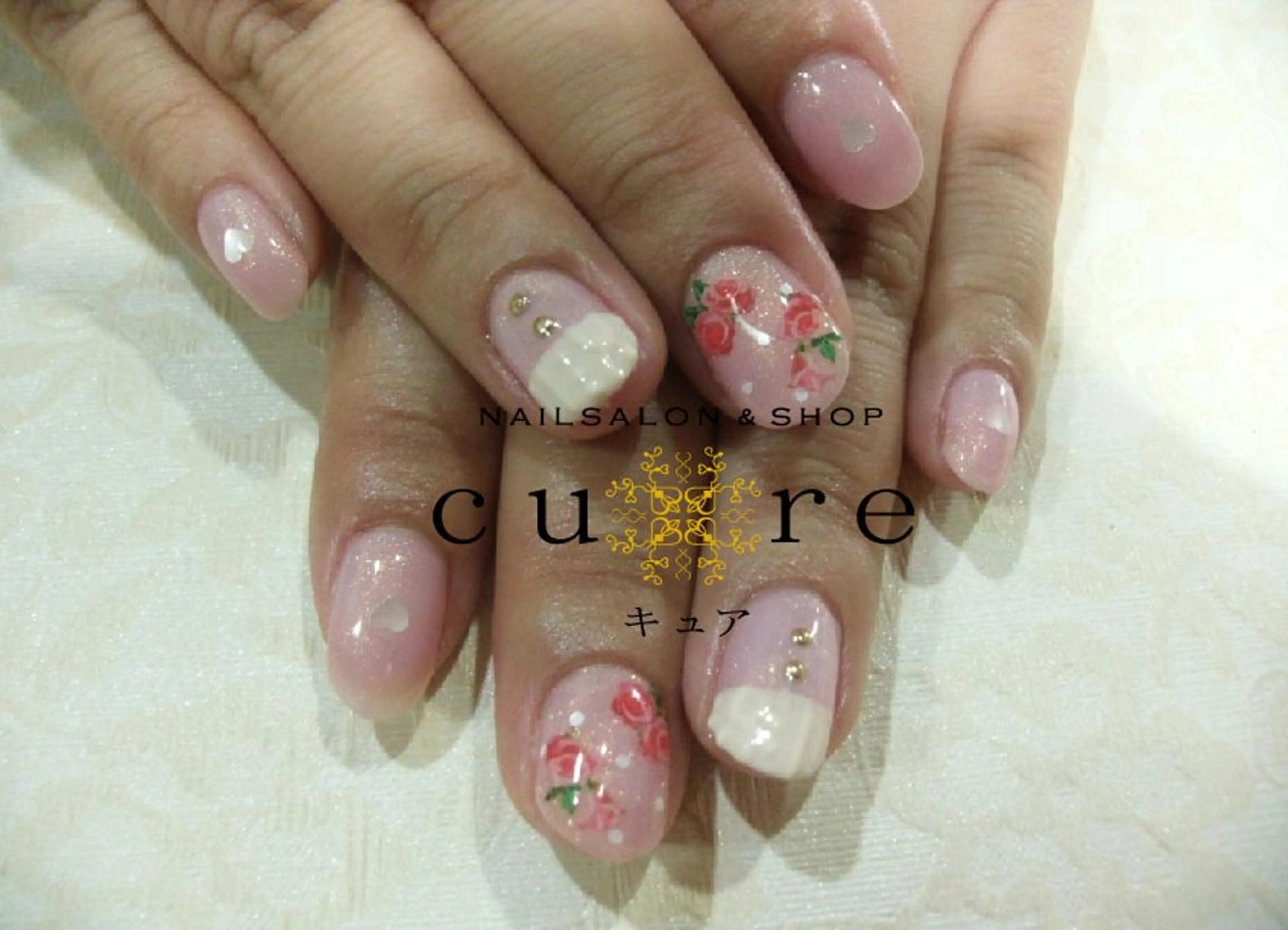 ミディアム ネイル ネイルサロン Cureのネイルデザイン