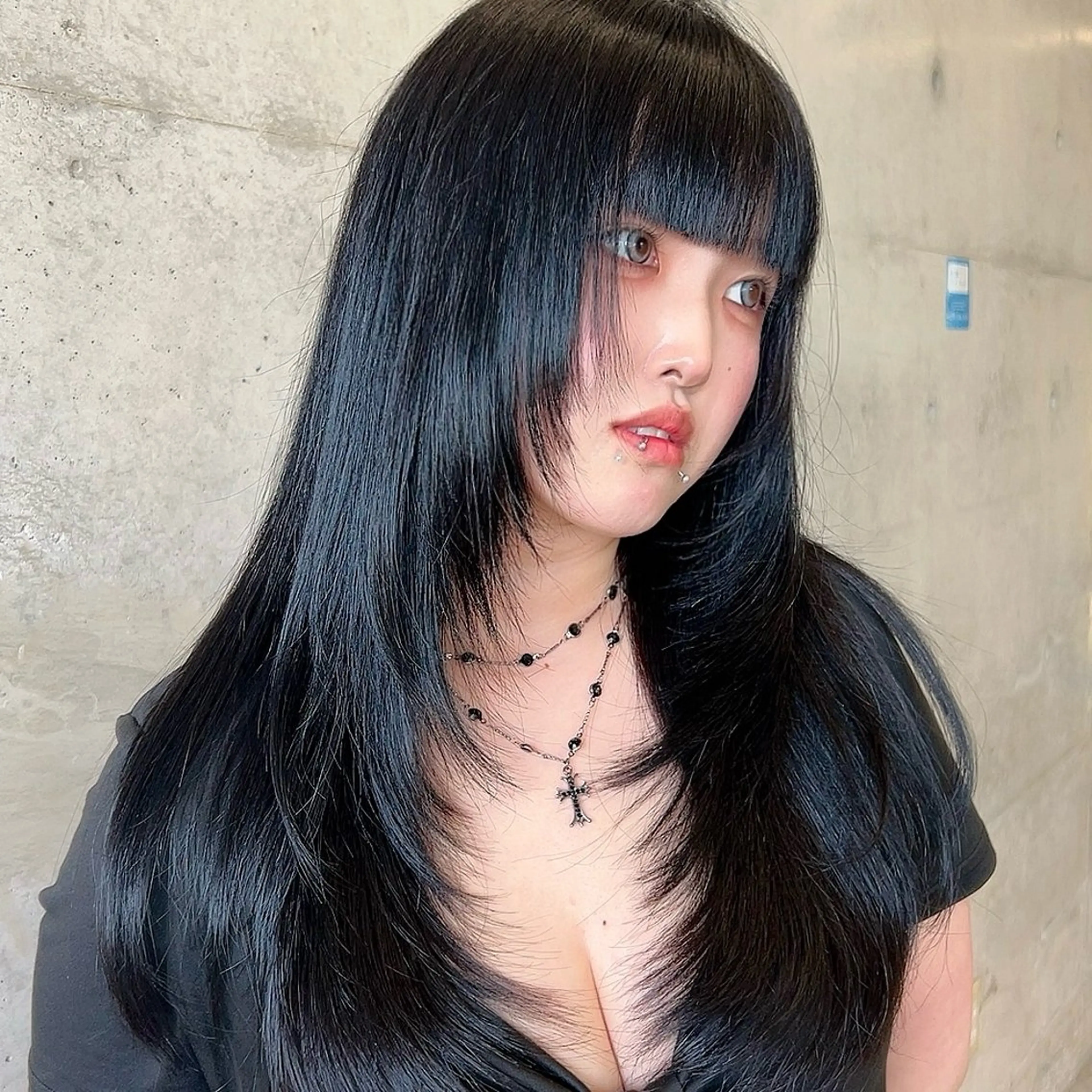 ロング カラー ハイレイヤー レイヤーカット カット ヘアカラー YUIMARL asumiのヘアスタイル