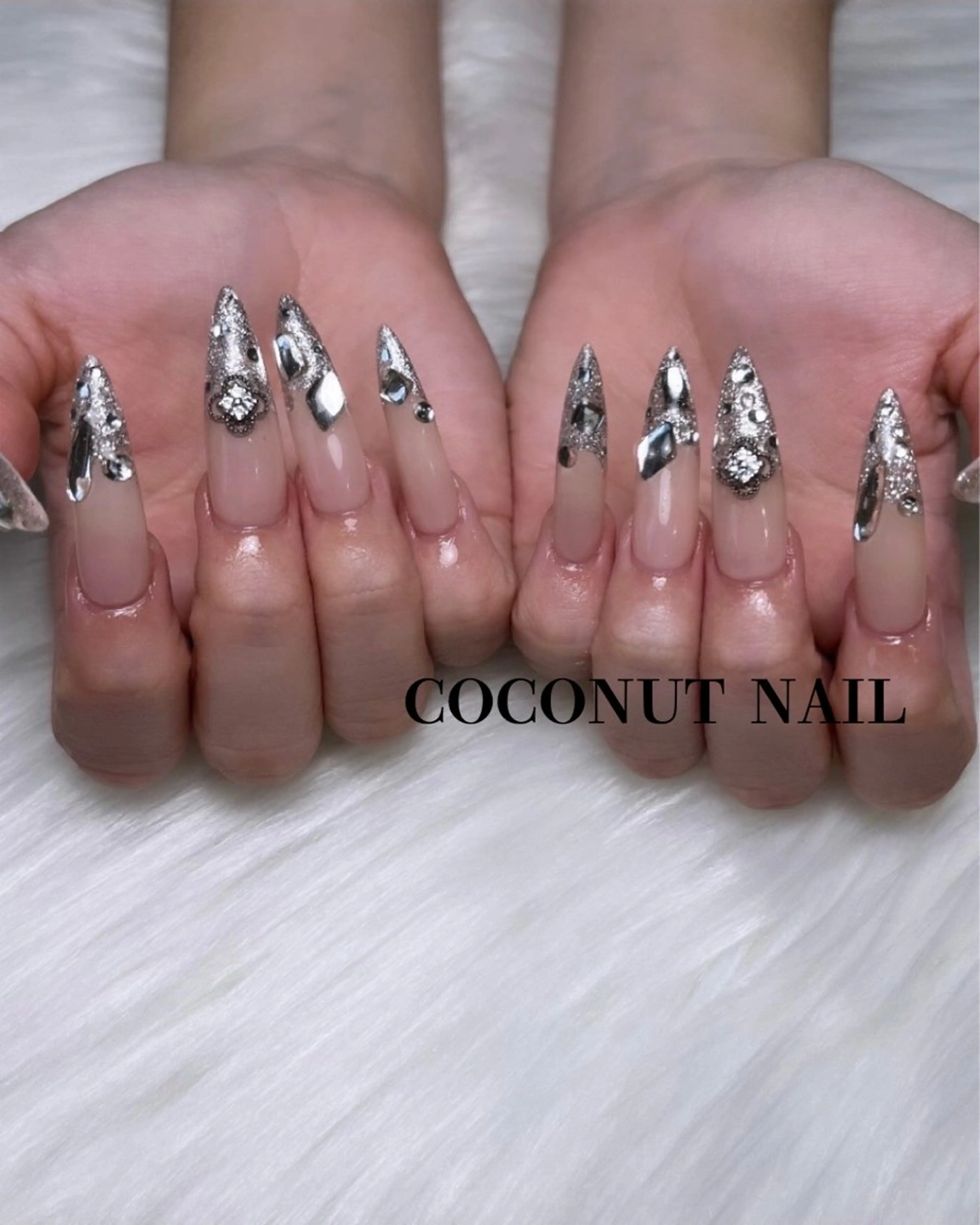 ネイル COCONUT NAIL所属・COCONUT NAIL🥥💅🏼のネイルデザイン