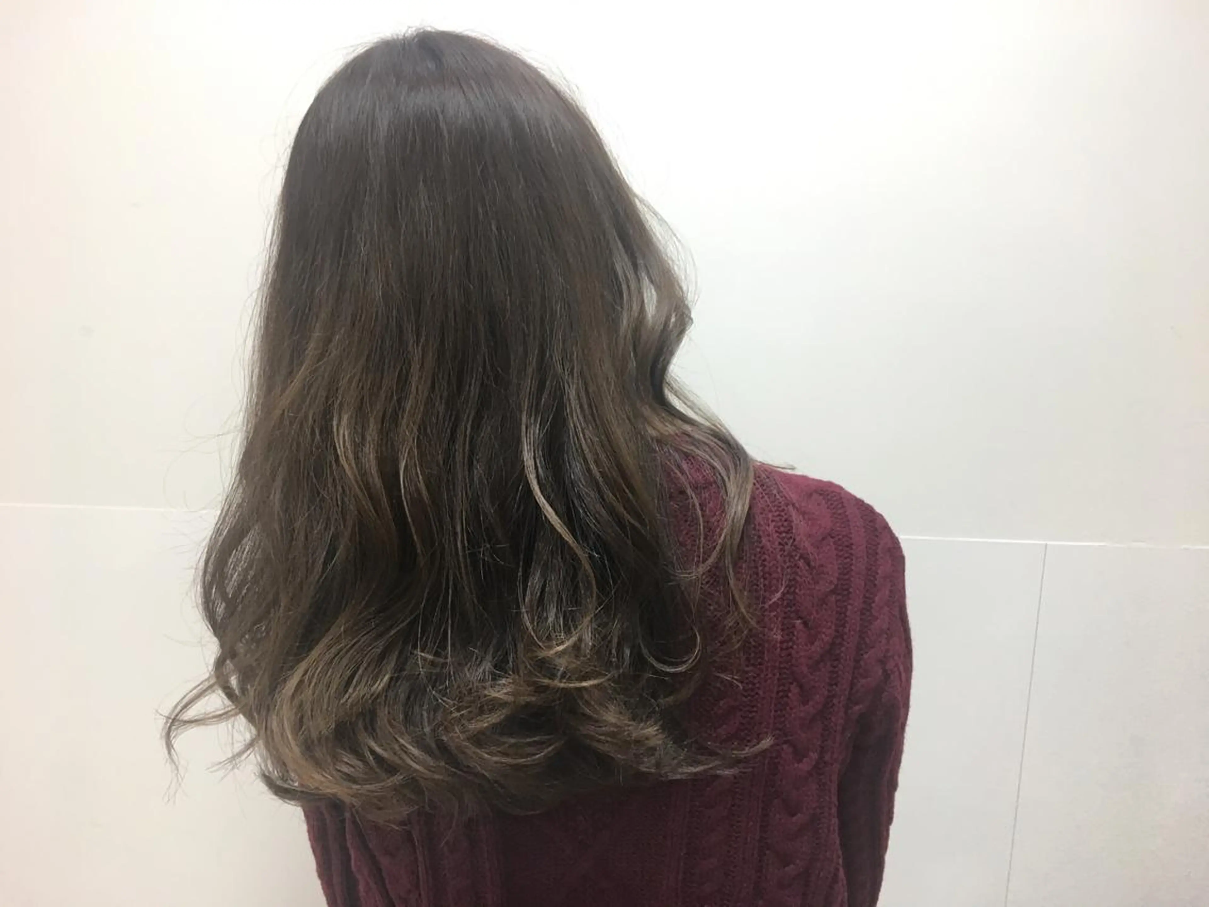 ロング カラー ヘアアレンジ SALOWIN  原宿ash所属・タナカ タクヤのヘアスタイル