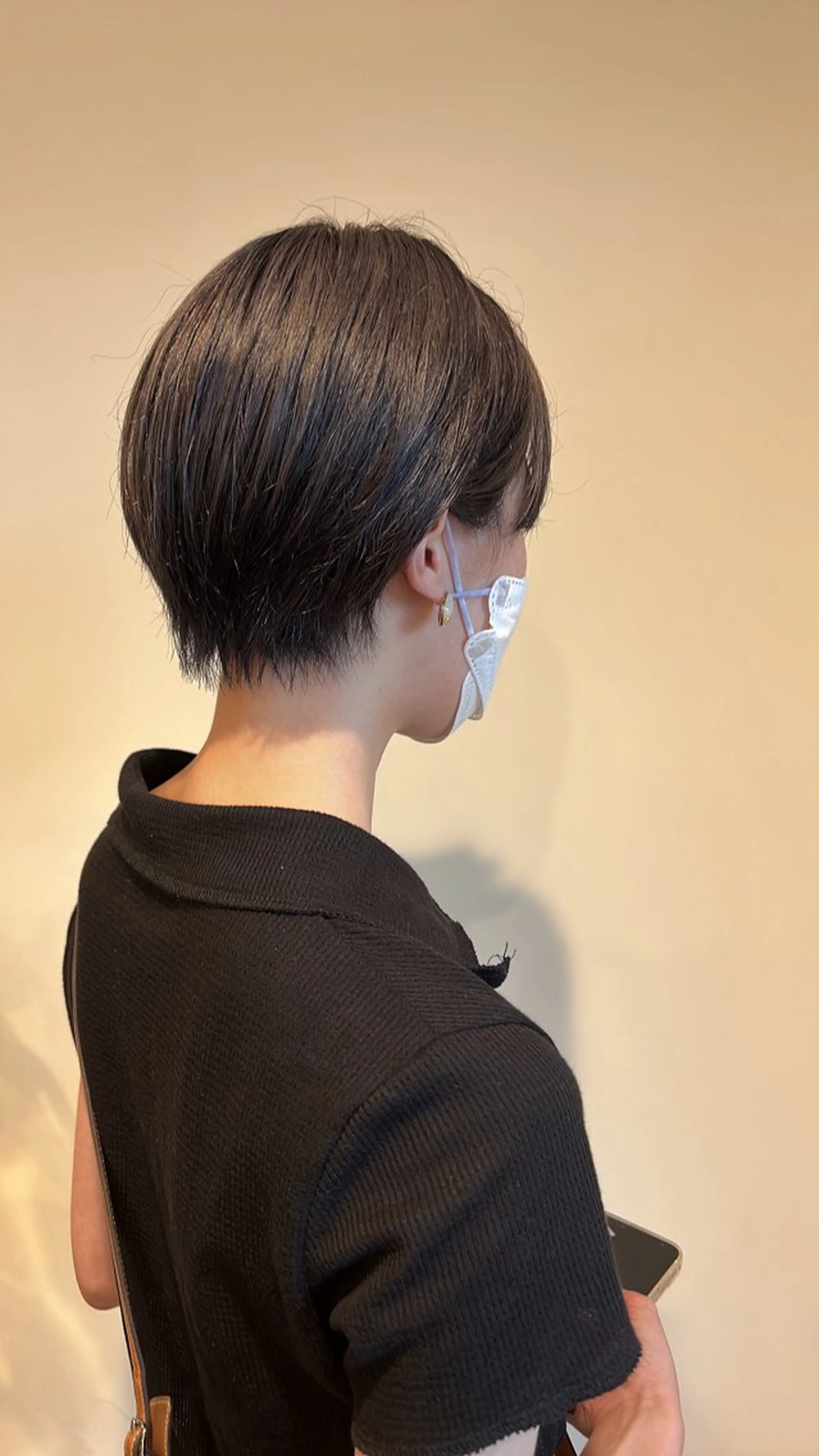 ショート カラー 小島 千夏のヘアスタイル