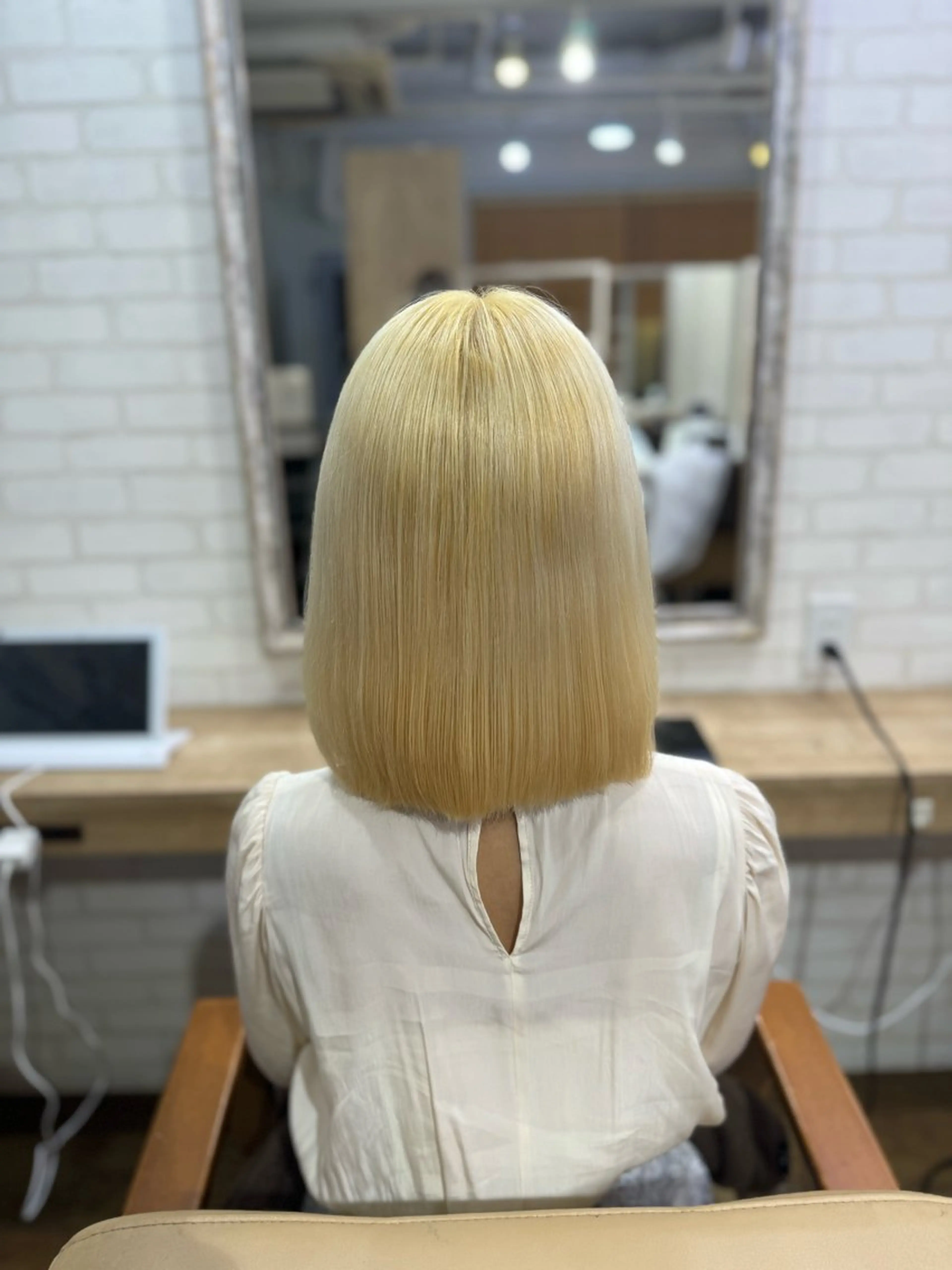 ショート カラー ブロンド Lapis 新宿店所属・RAMU 🎀のヘアスタイル