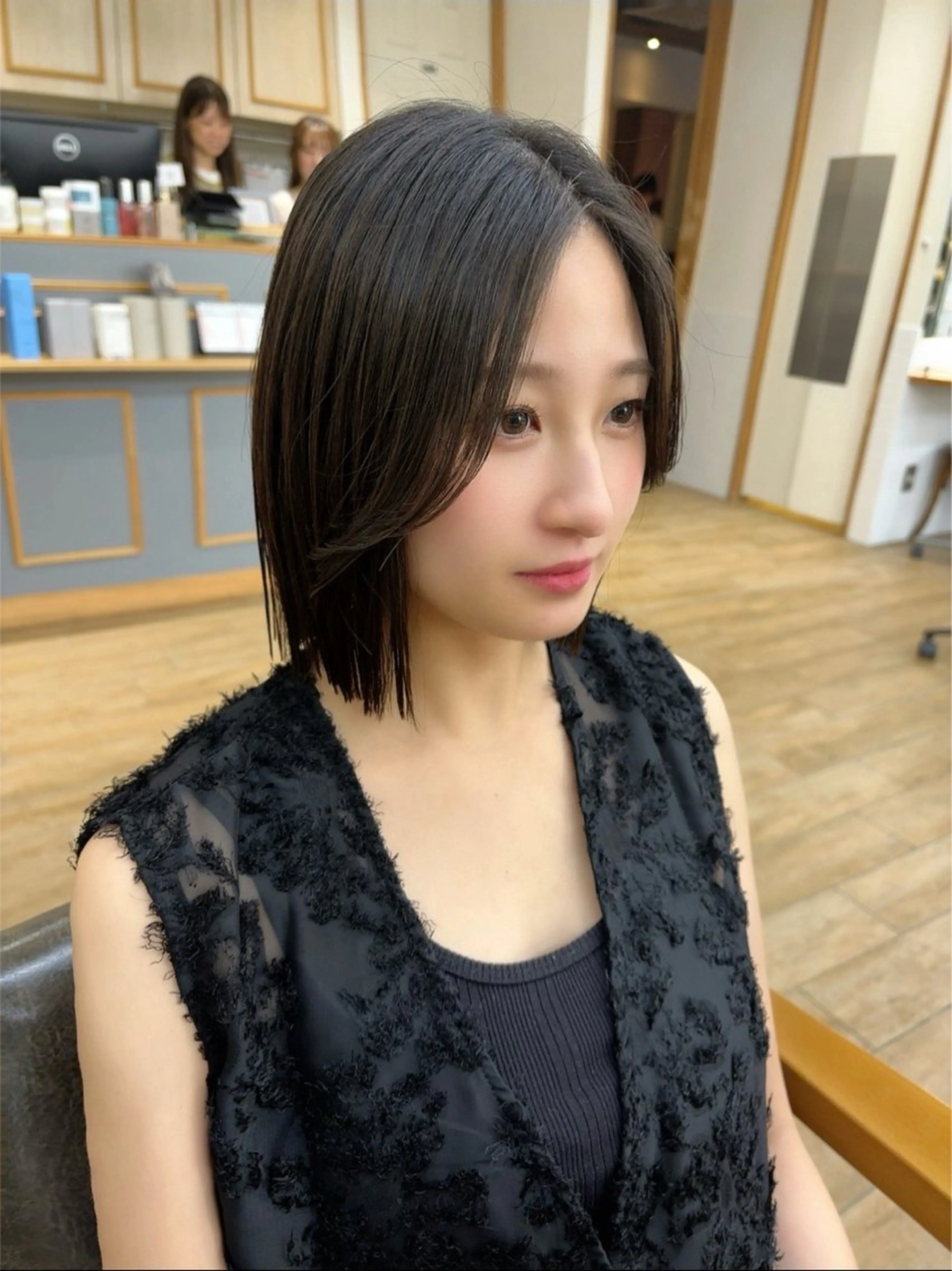 ショート カラー 髪質改善 カット ヘアカラー トリートメント 横浜Bob美容師🤎 ERINAのヘアスタイル