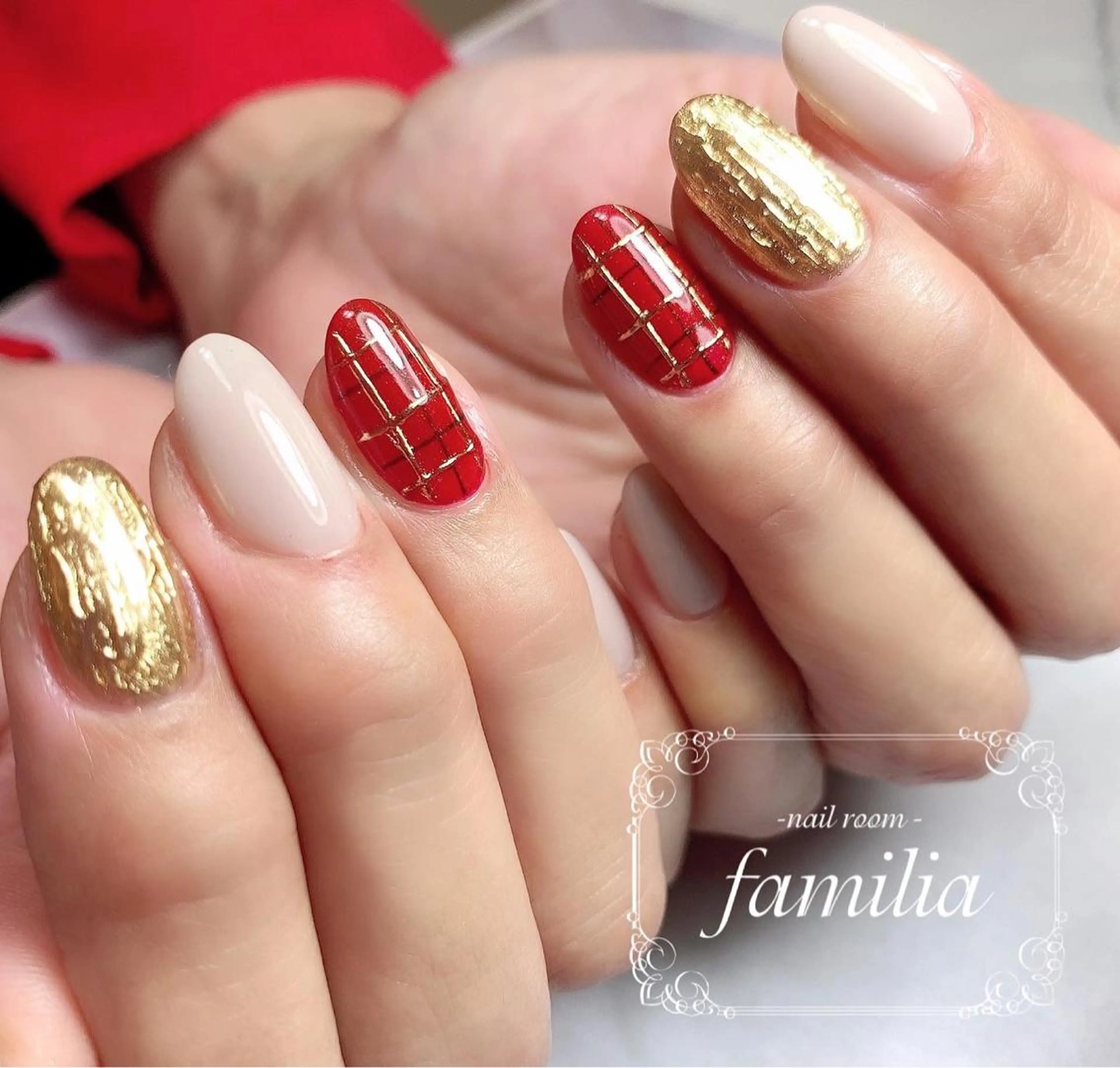 ネイル -nailroom- familiaのネイルデザイン