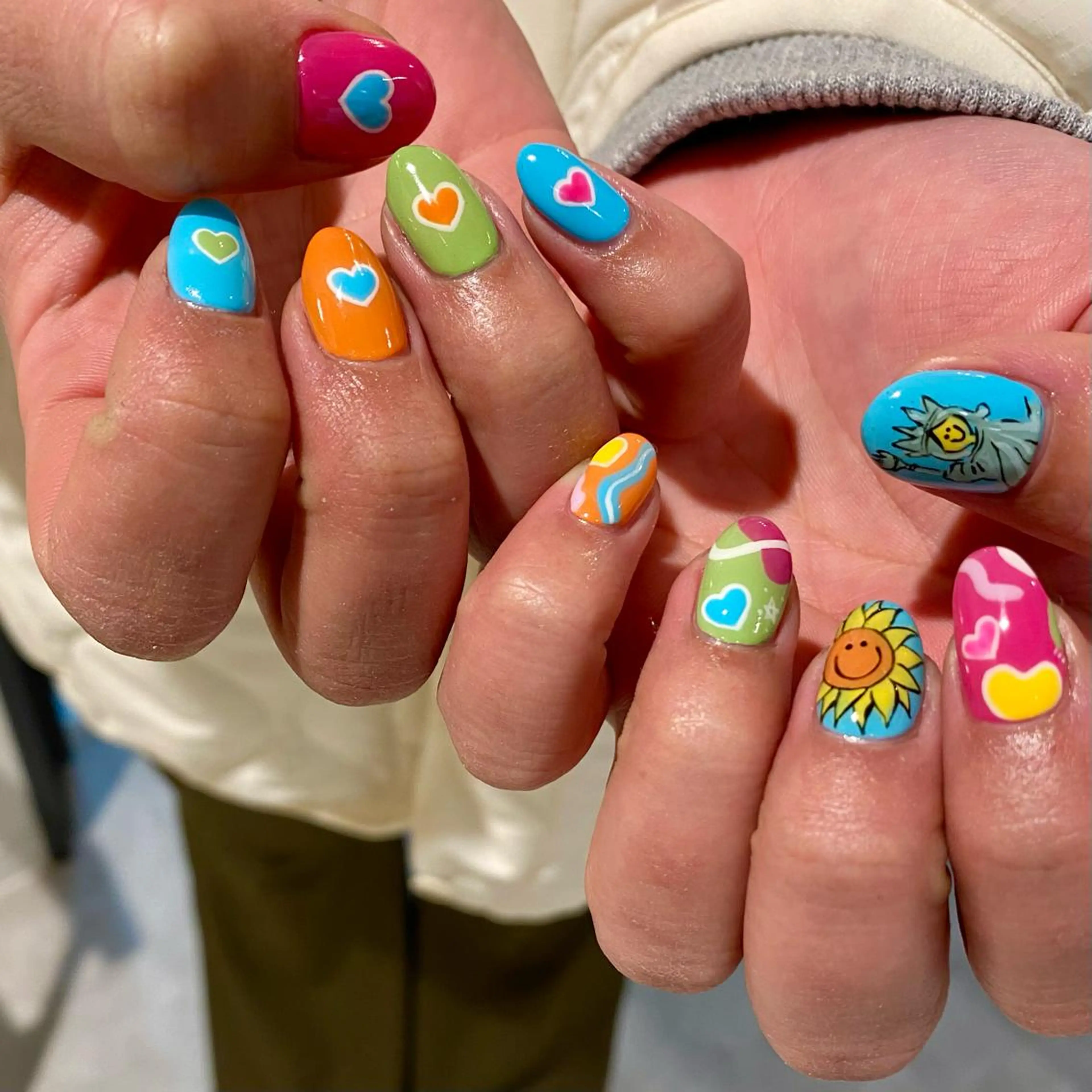 ネイル ニュアンスネイル ハンドネイル RINO AMANE nailのネイルデザイン