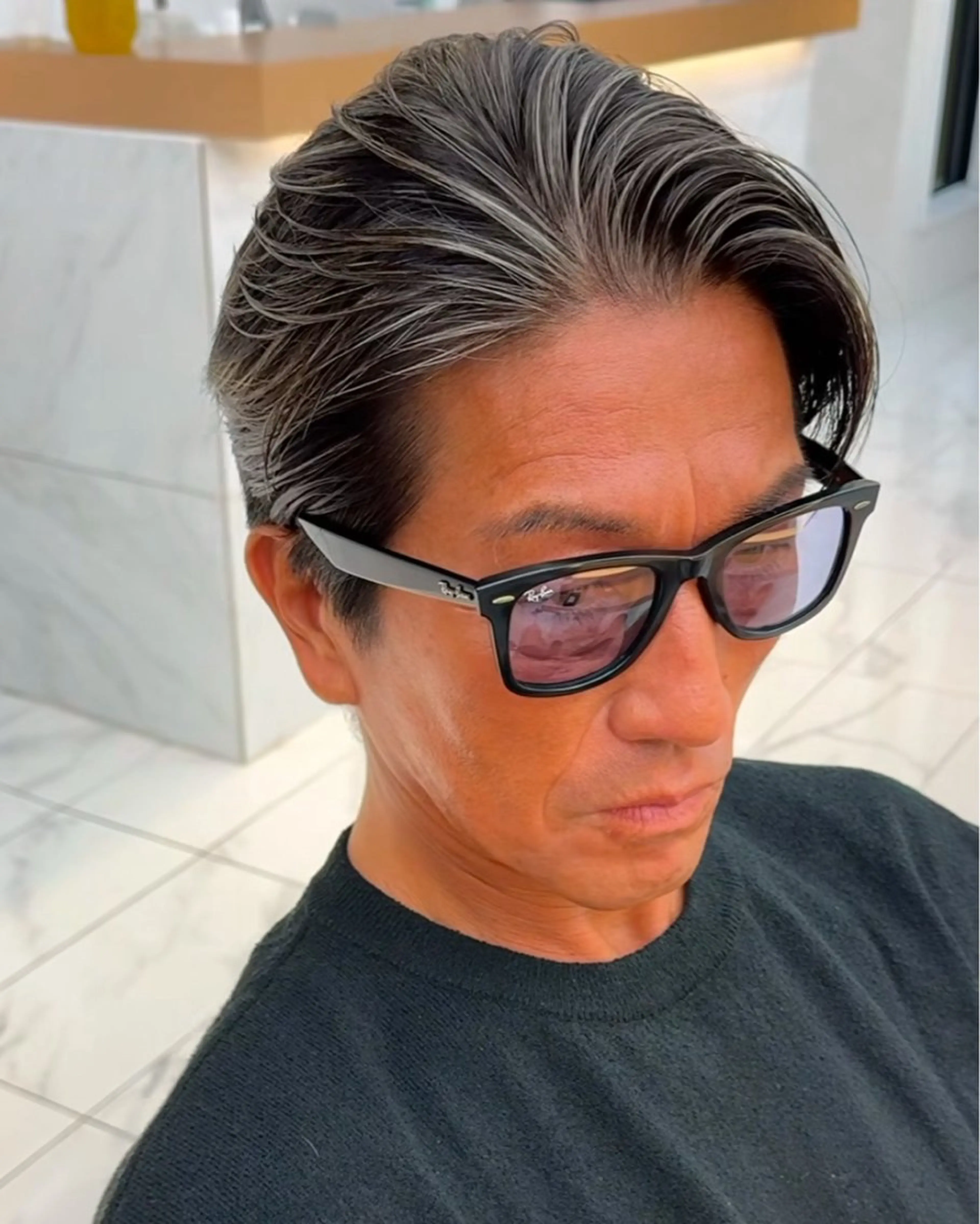 メンズ センターパート メンズハイライト メンズメッシュ カット ヘアカラー 白髪ぼかし/白髪 メッシュ/ゆうとのヘアスタイル