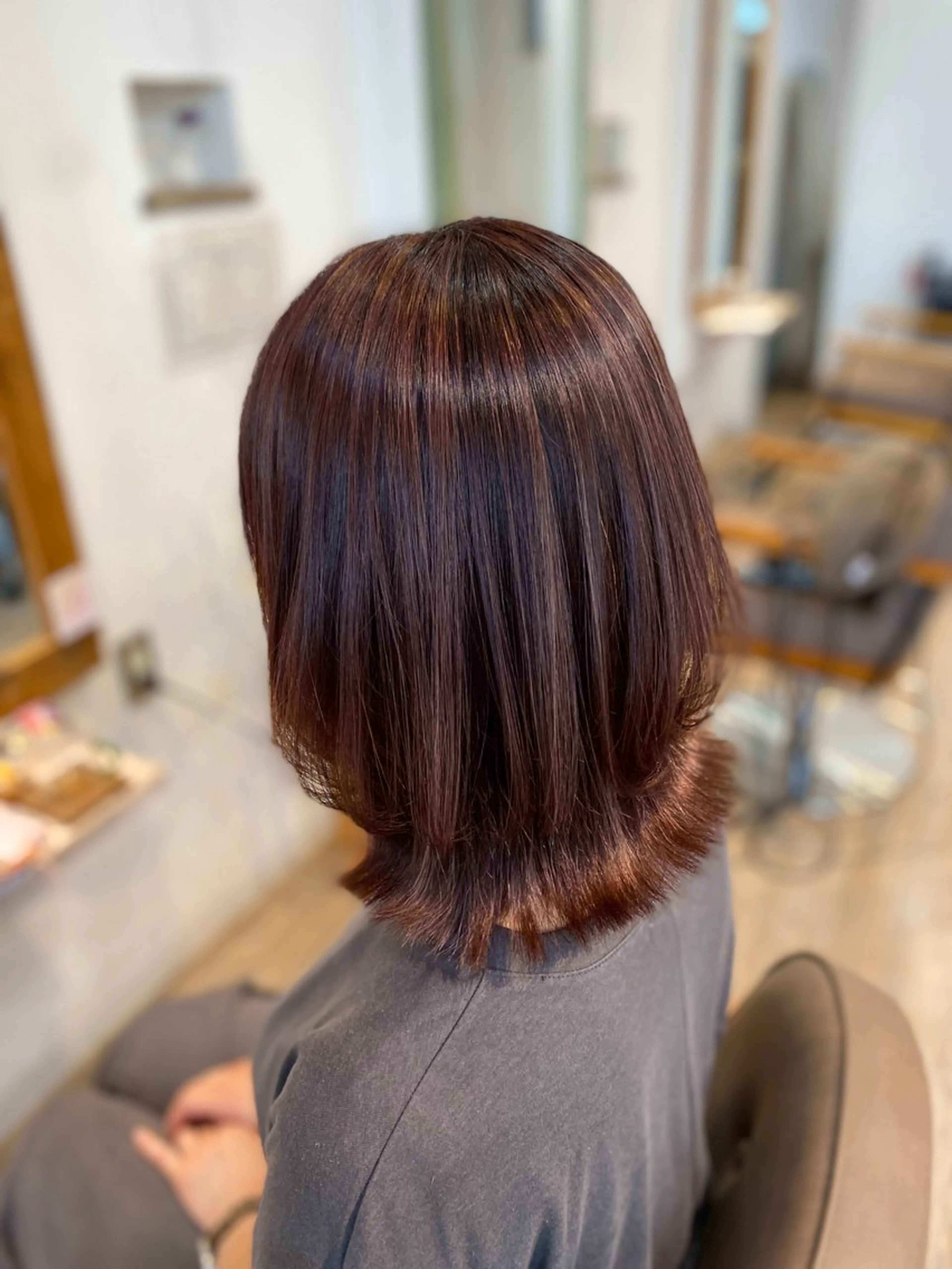 ミディアム カラー ブラウンカラー ハイライトカラー ピンクカラー ピンクブラウン ハイライト 安住 千明のマツエク・マツパデザイン