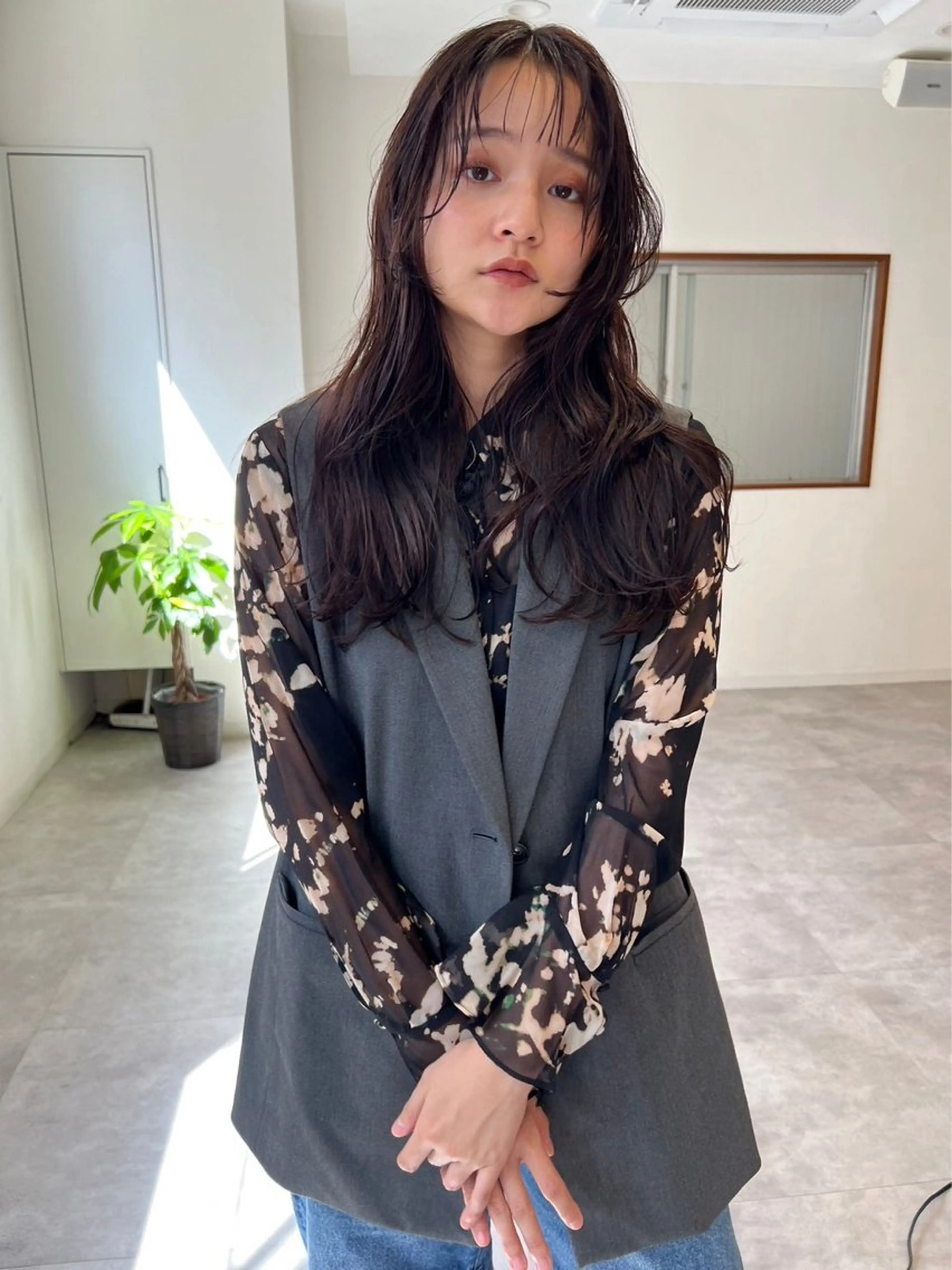 カラー anon Loemのヘアスタイル