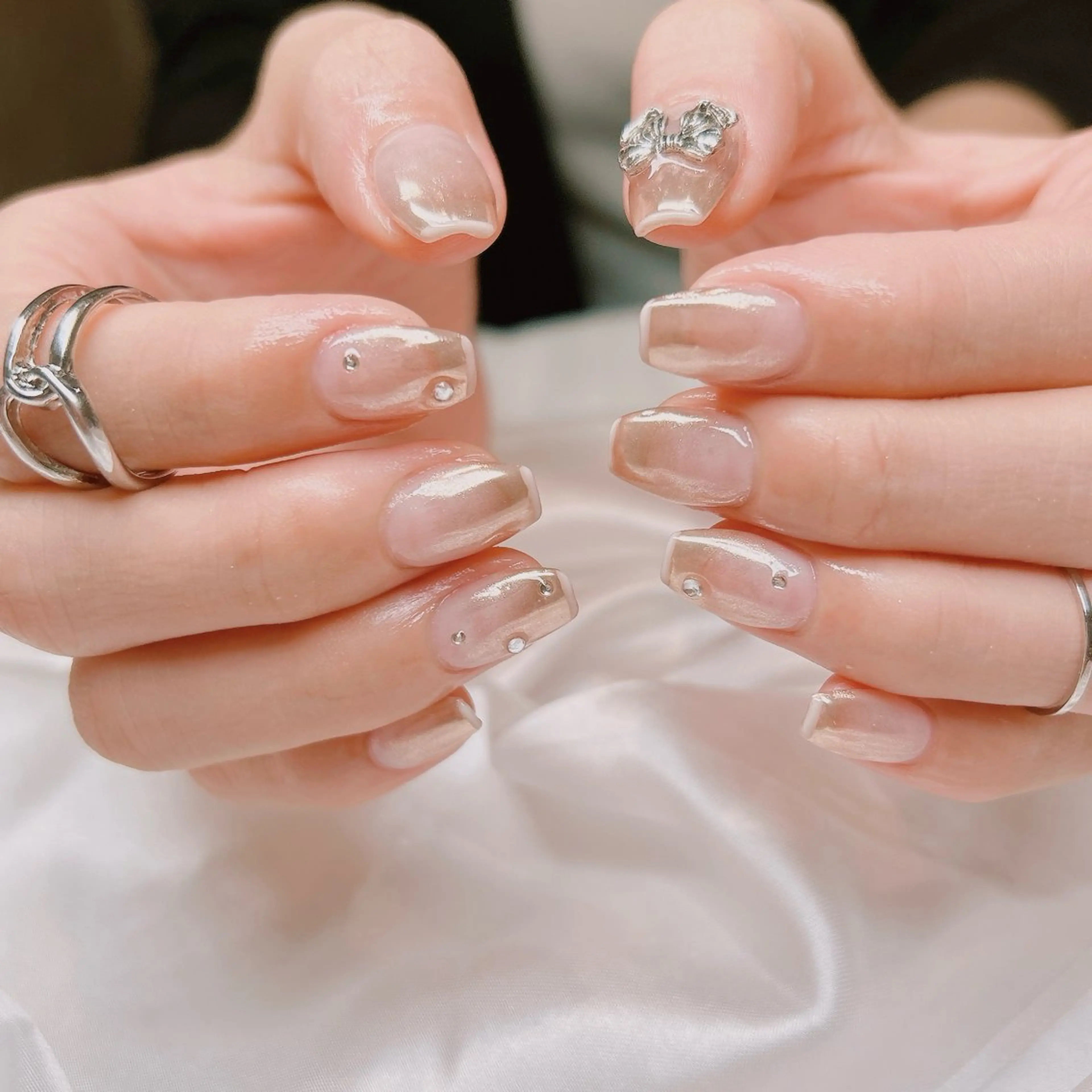 ネイル ゴールド グラデーション ミラーネイル ピンク ハンドネイル junna のぞいてねのネイルデザイン