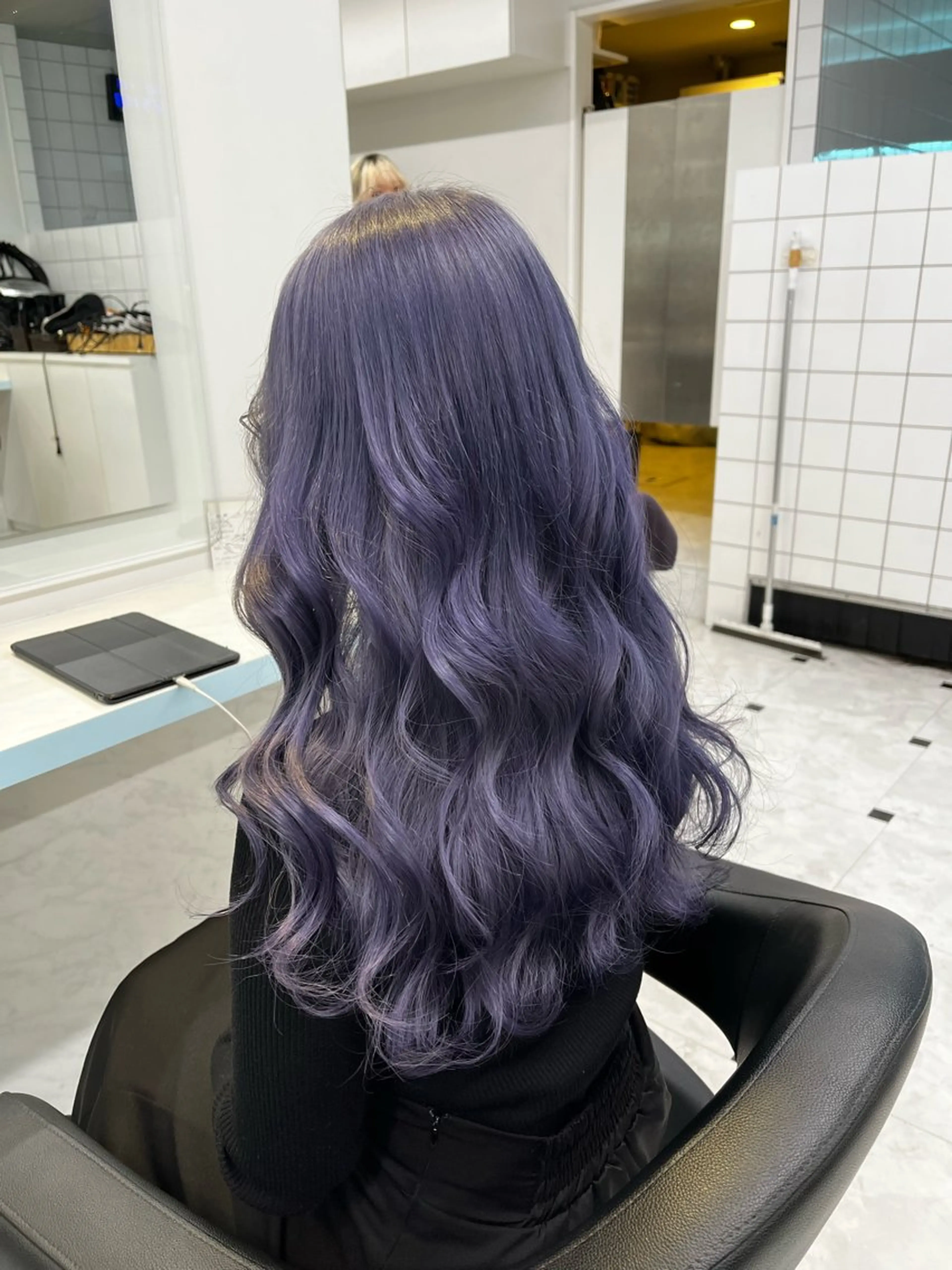 ロング カラー ヘアカラー ブリーチカラー 🩵MIZUKIのヘアスタイル