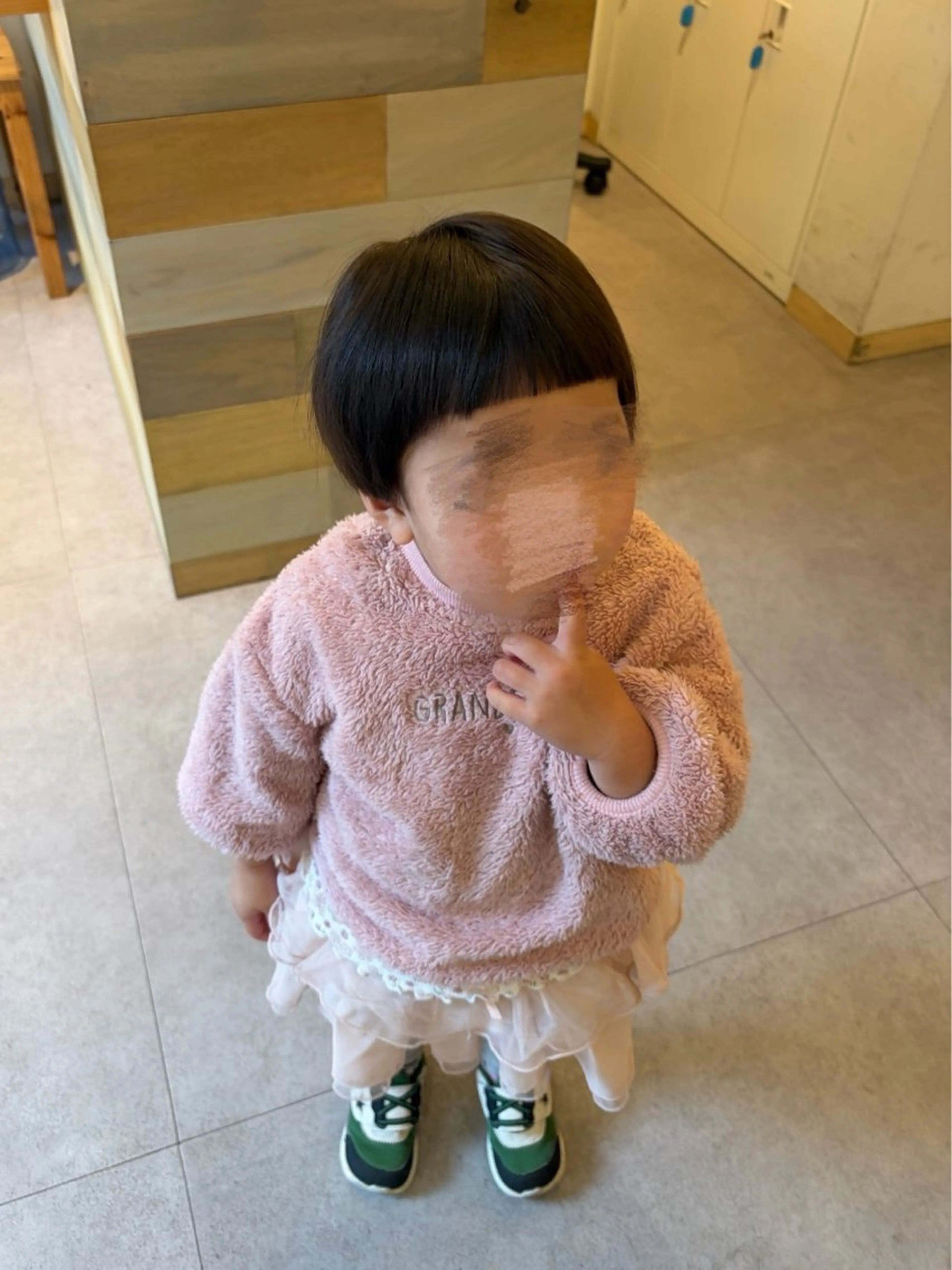 キッズ カット 荒井 茉凜のヘアスタイル