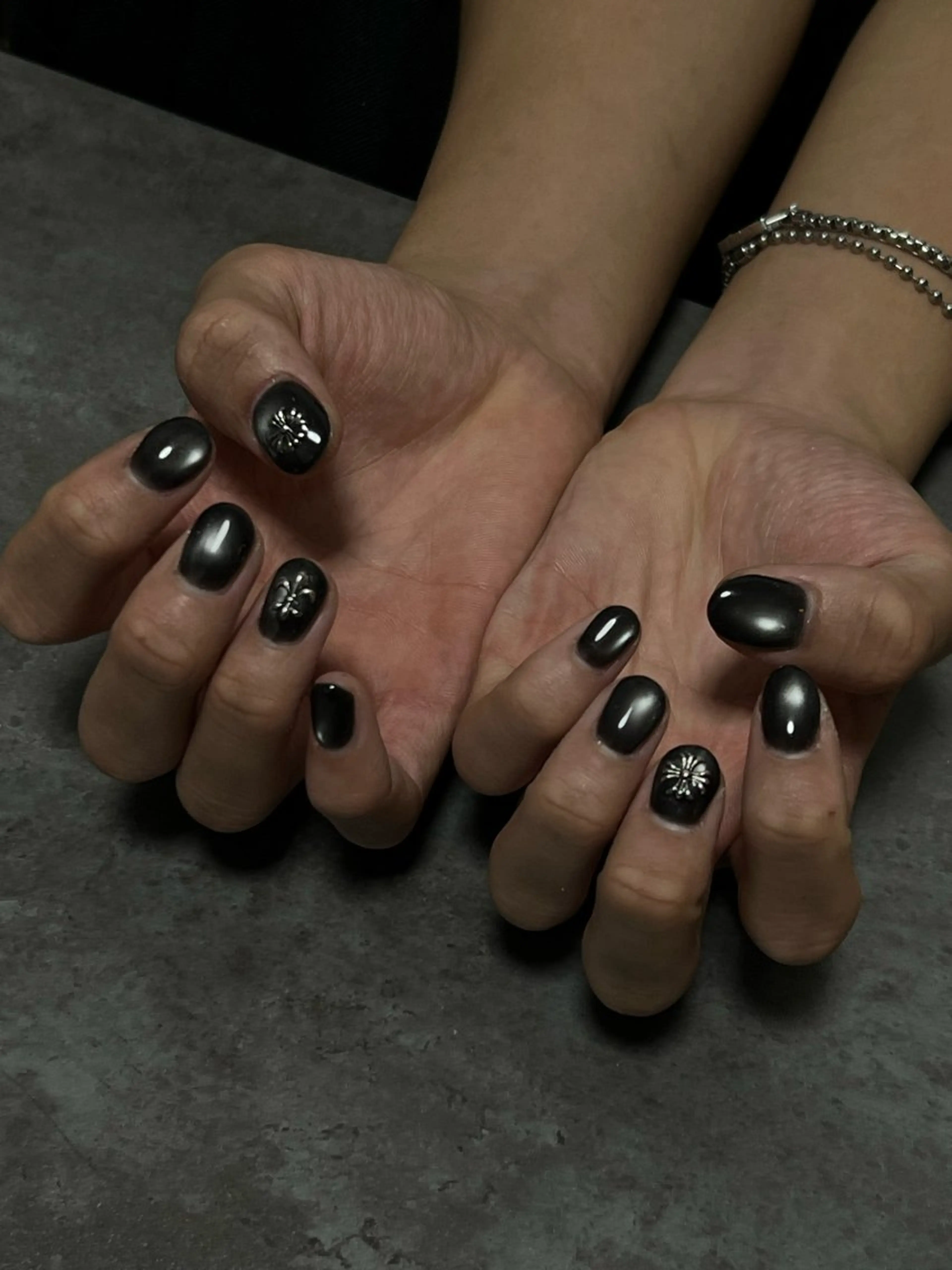 ネイル マグネットネイル メンズネイル ハンドネイル ハンドケア IROHA NAIL 聖奈のネイルデザイン