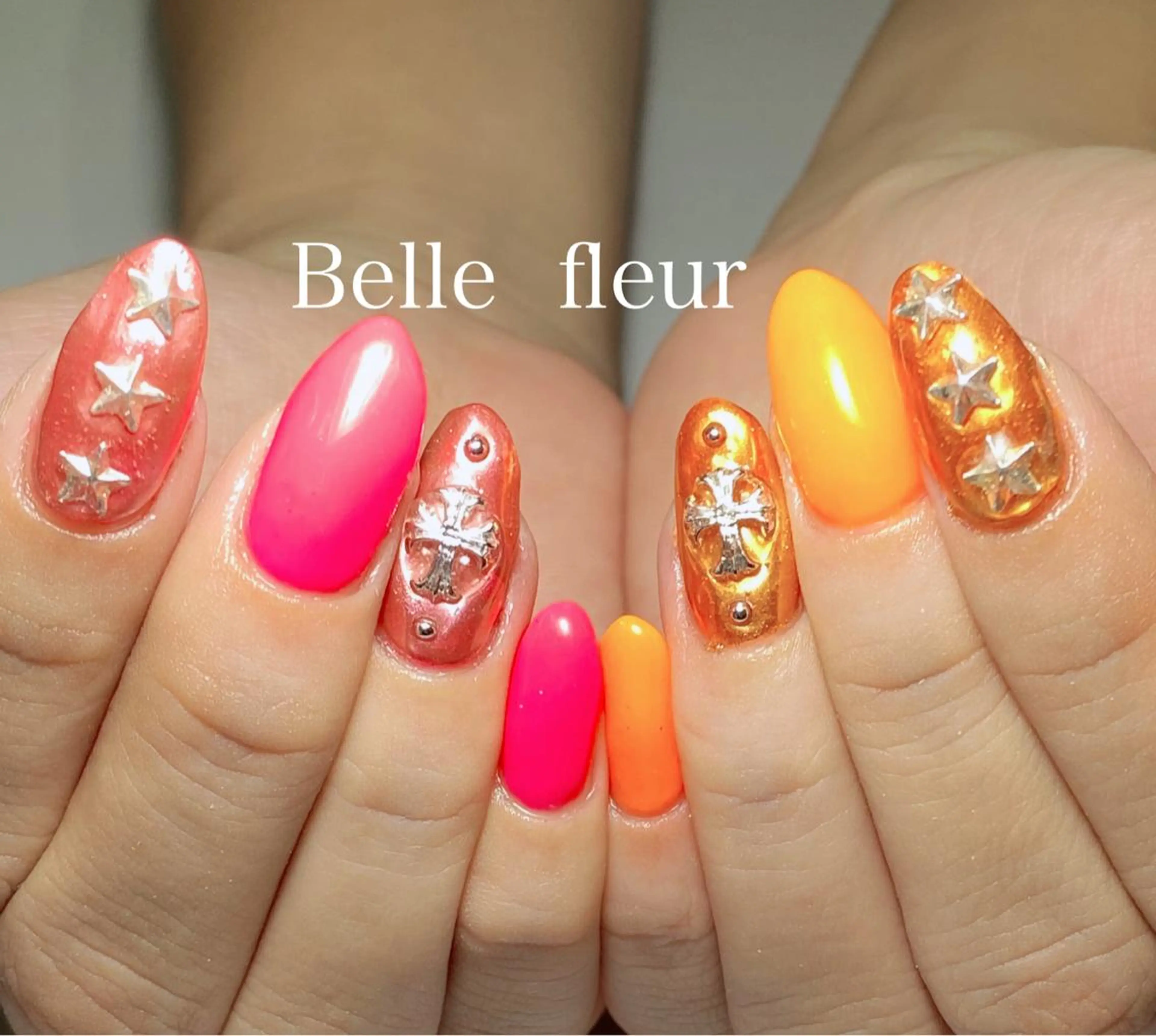 ミディアム ネイル Belle fleurのネイルデザイン