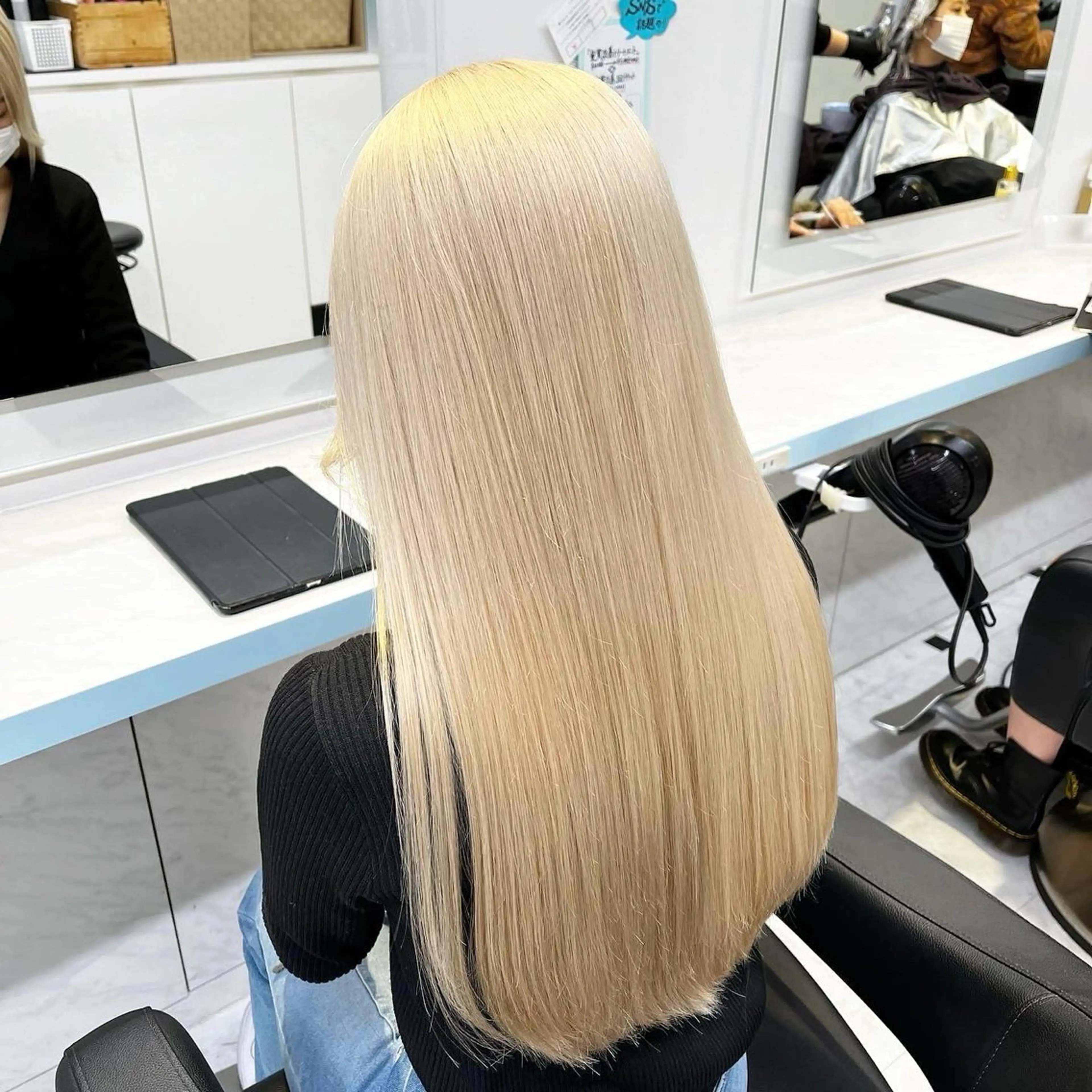 ロング カラー ヘアカラー トリートメント ブリーチカラー 🩵MIZUKIのヘアスタイル