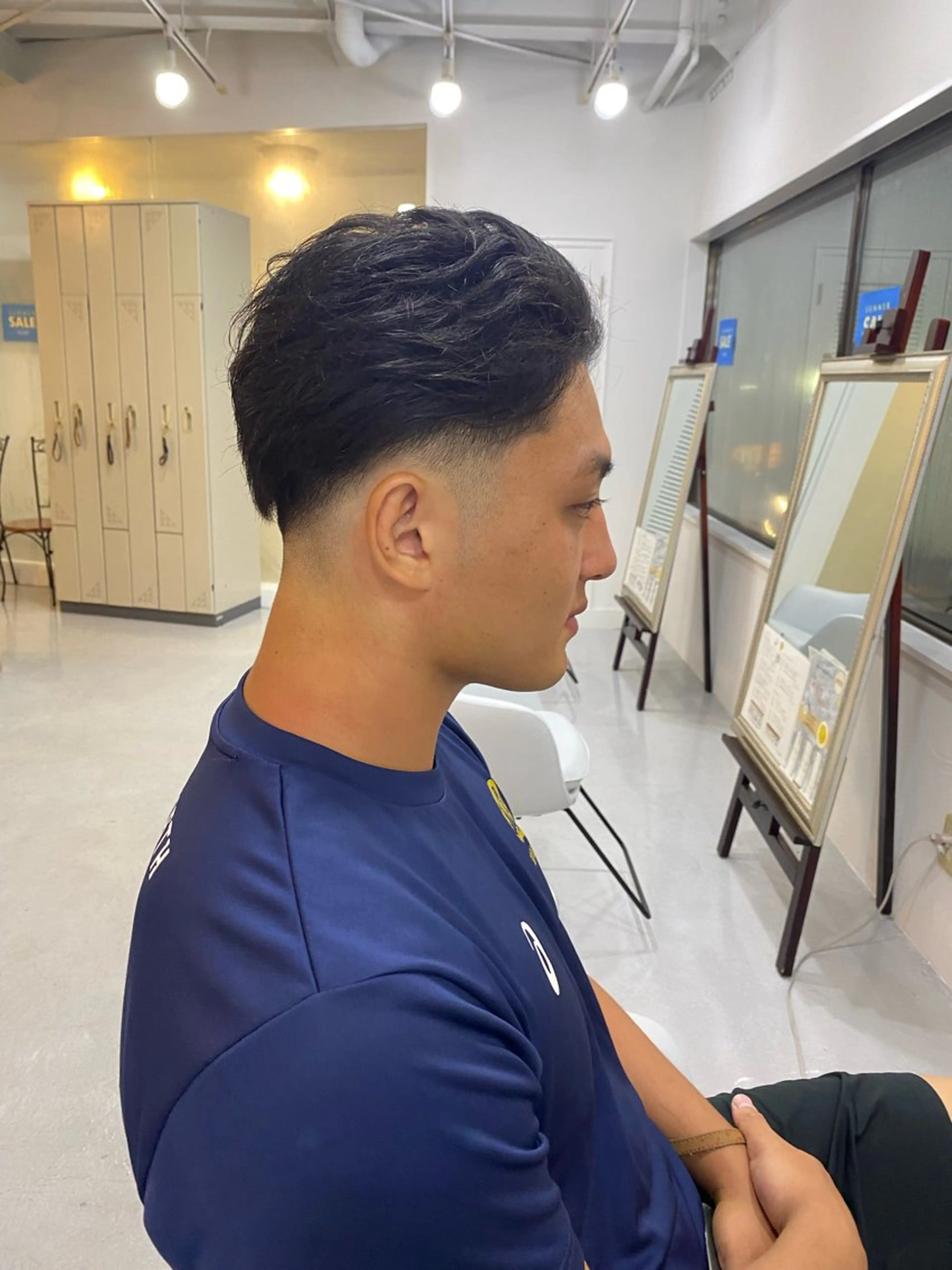 ショート 越坂部 桃子のヘアスタイル