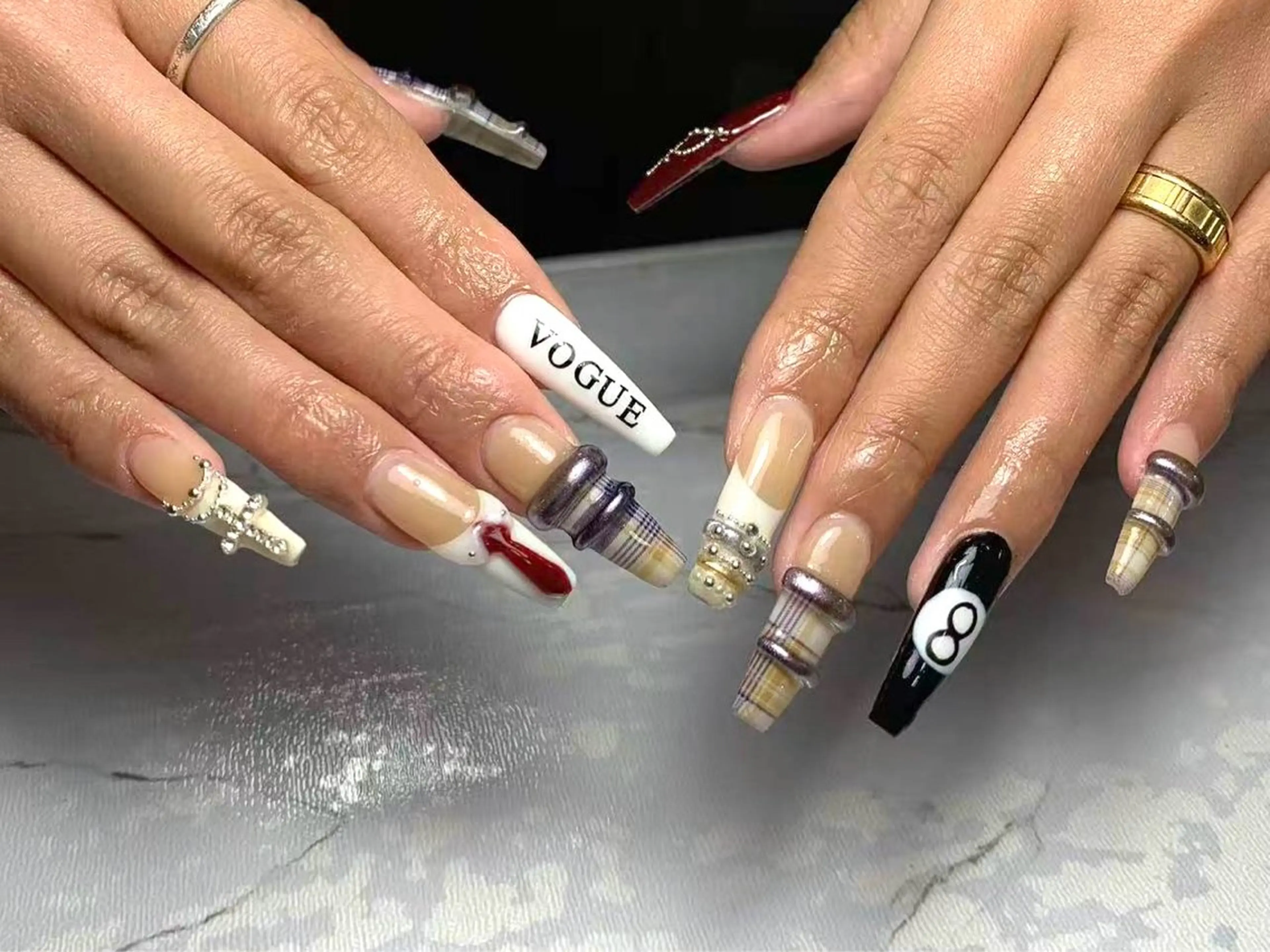 ネイル アートネイル フレンチネイル ジェルネイル グラデーション 韓国ネイル ハンドネイル 💕鈴木ユリ パラジェル/オフ無料のネイルデザイン