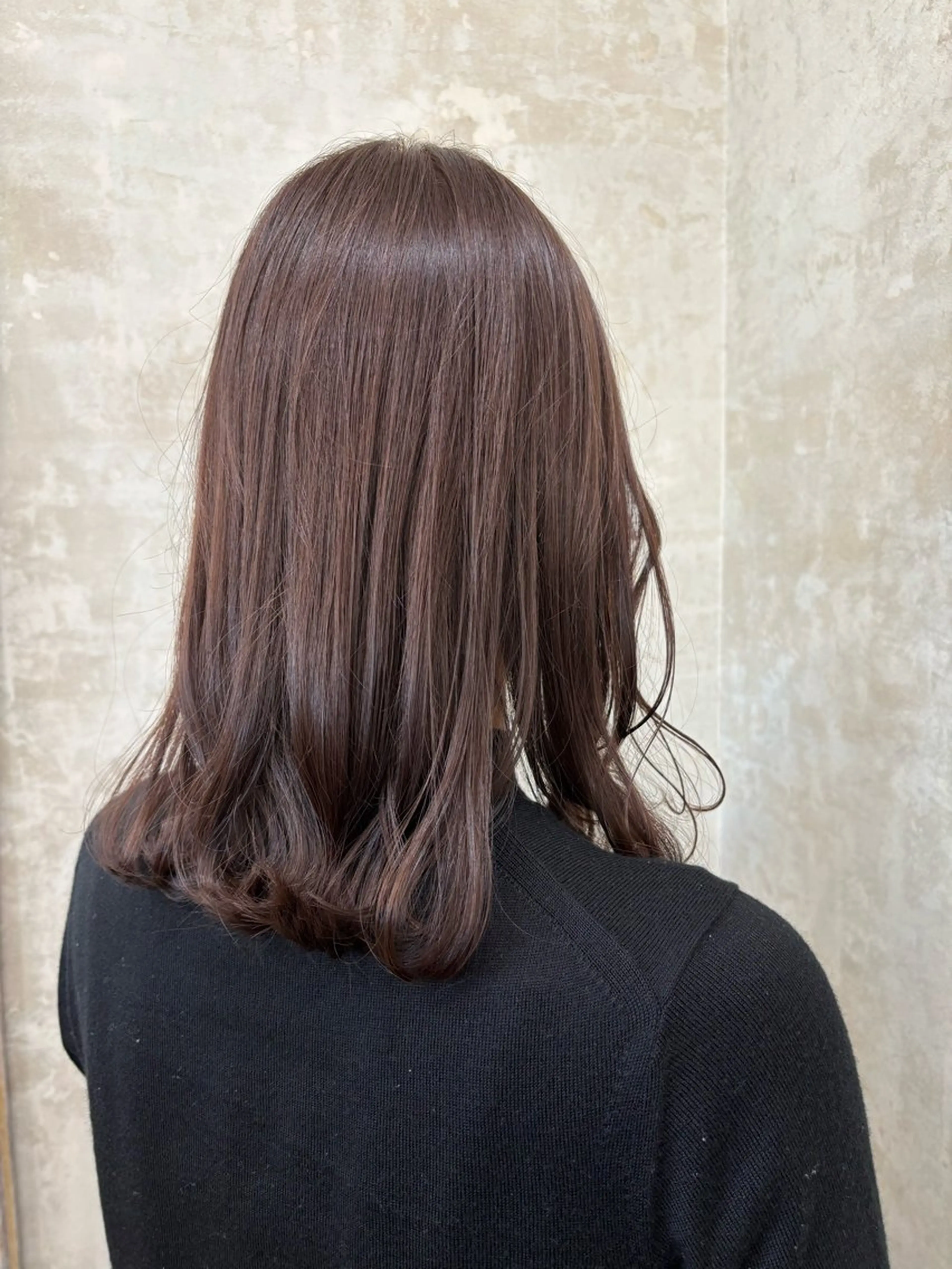 ミディアム カラー iru所属・Ayano アヤノのヘアスタイル