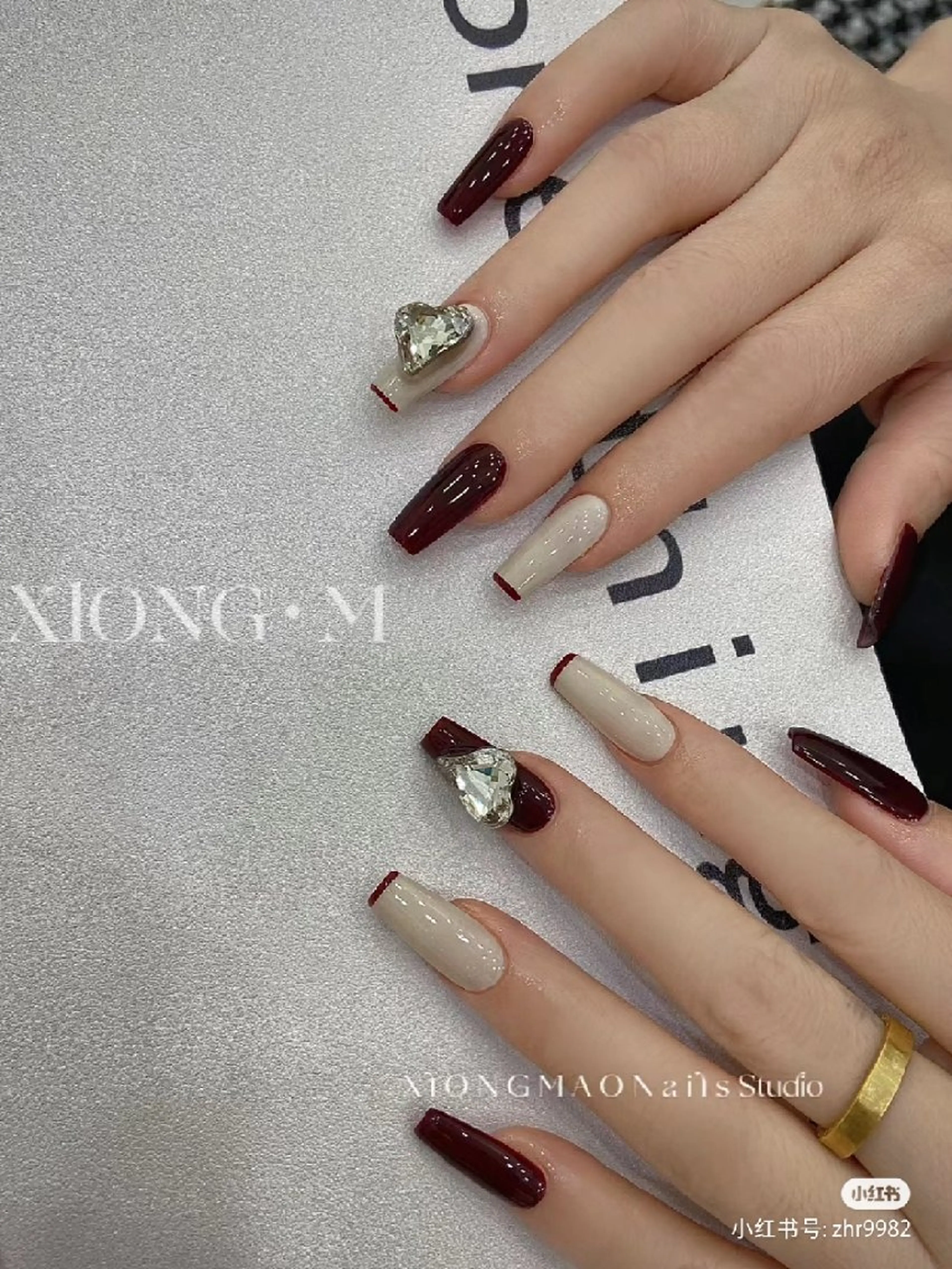 ネイル ハンドネイル Theone栄店 伊藤のネイルデザイン