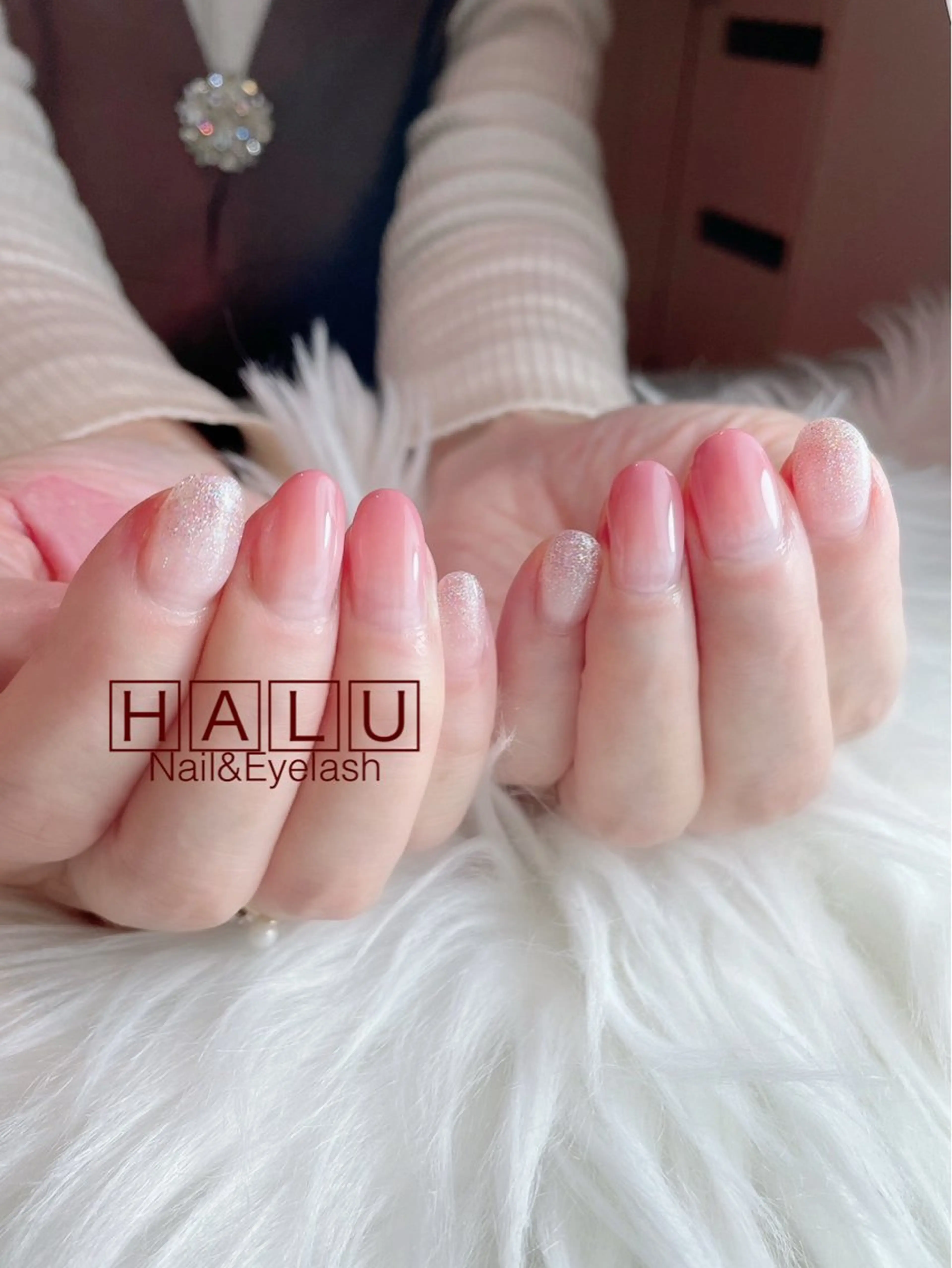 ネイル グラデーション ラメ(グリッター) HALU ハルのネイルデザイン