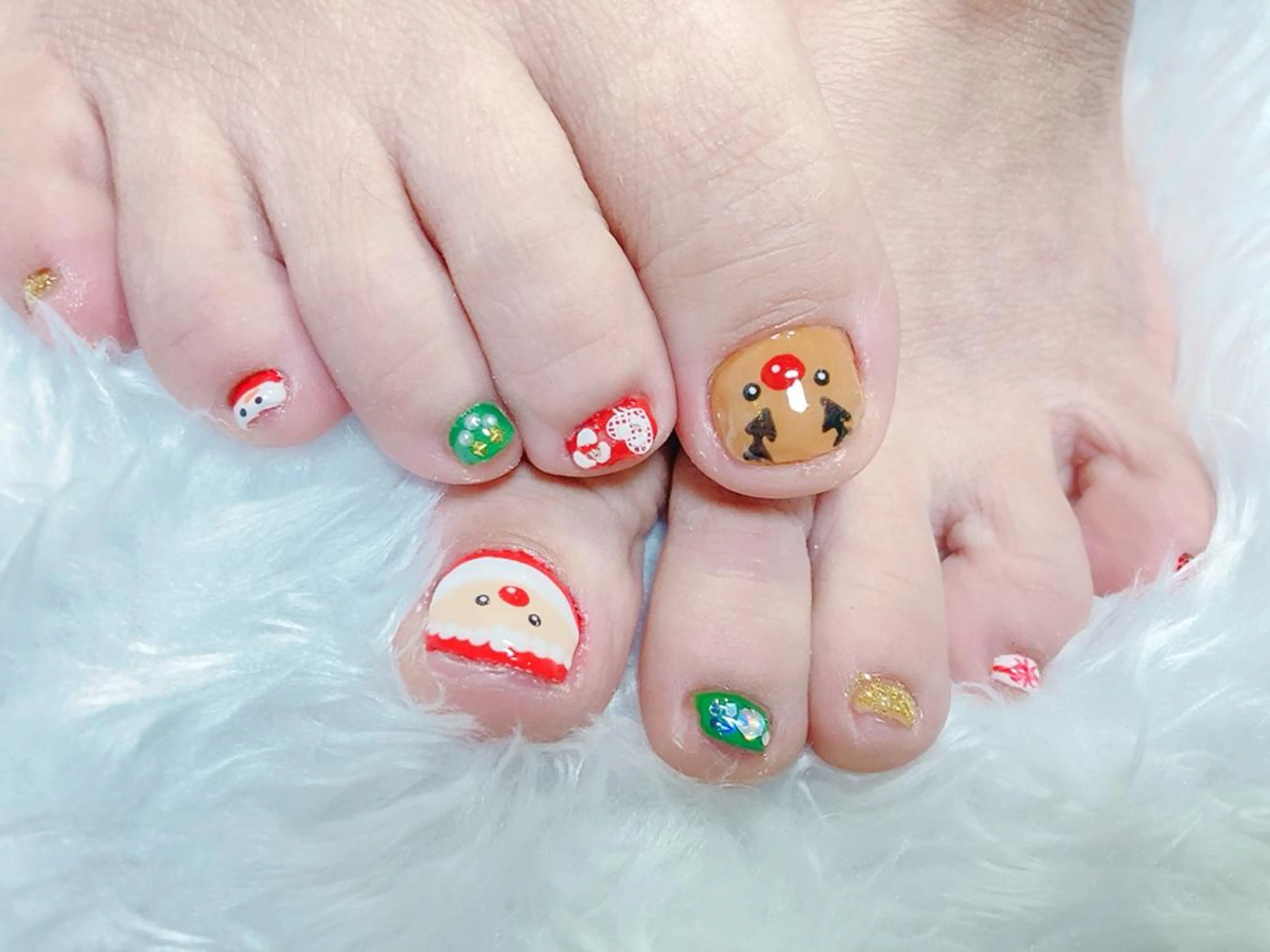 ネイル 冬ネイル クリスマス ネイルサロン HARRYS所属・ネイル･脱毛サロン HARRYSのエステ・リラクイメージ