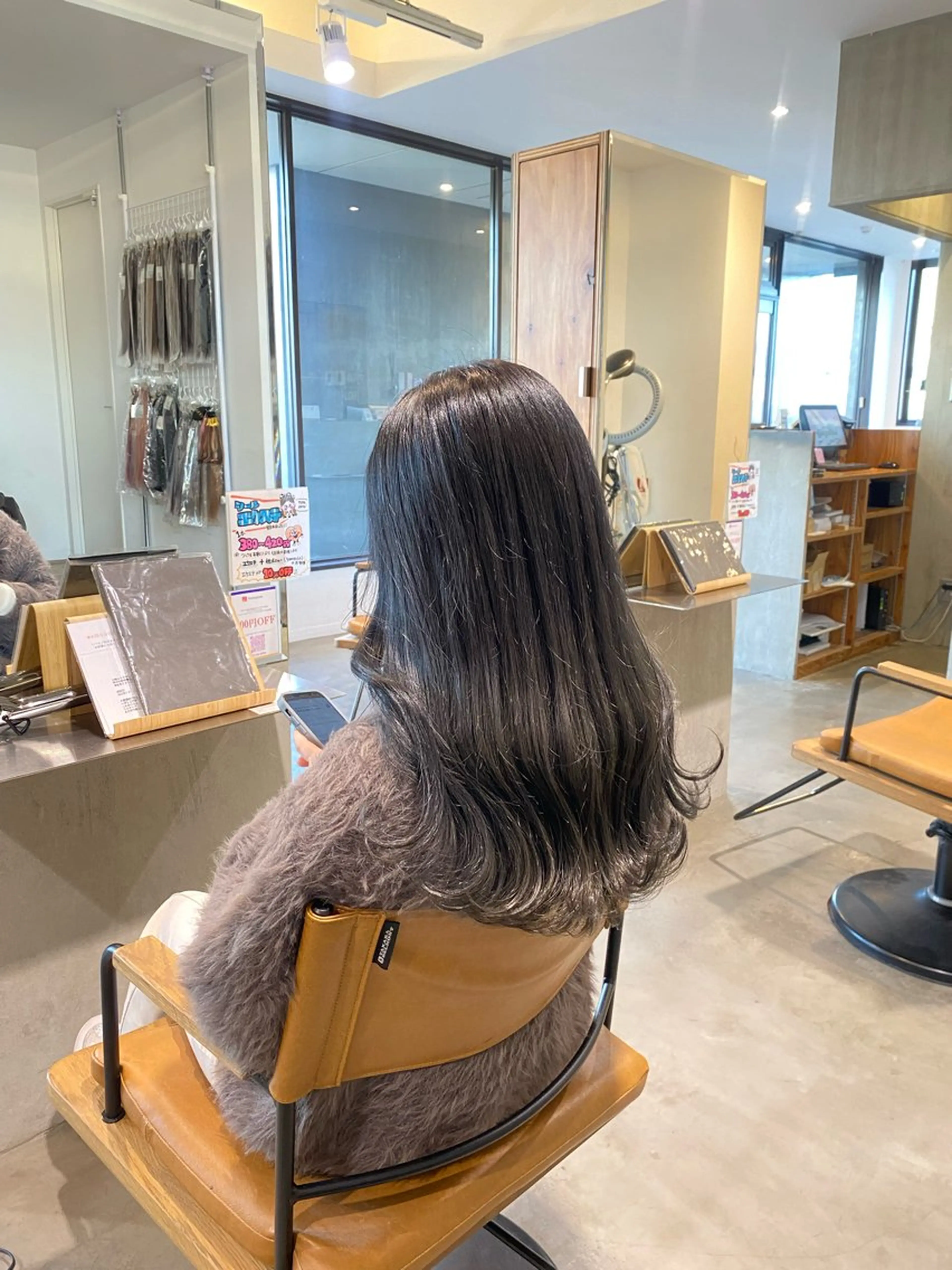 カラー tote. 成瀬晃のヘアスタイル